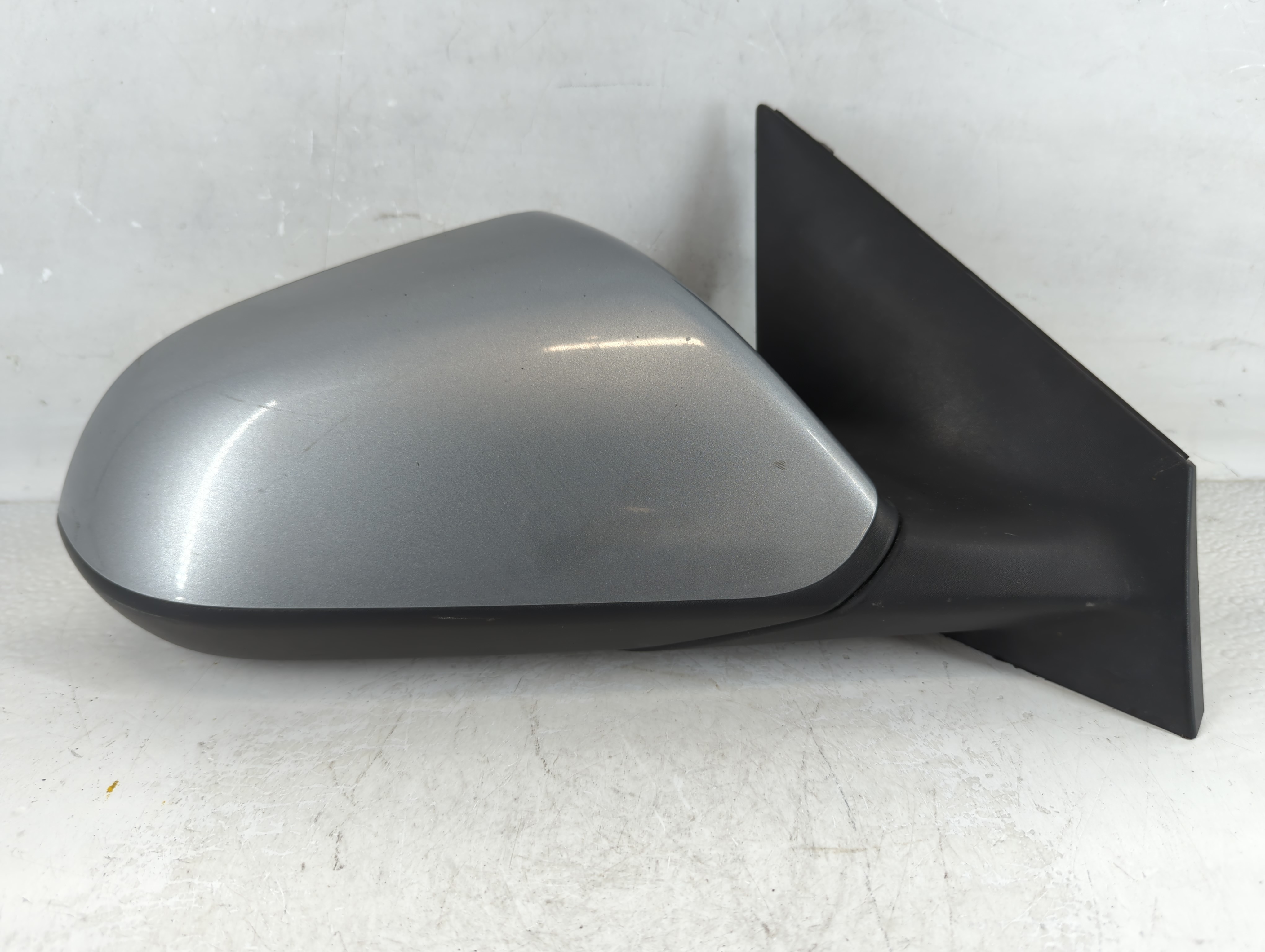 2016 Hyundai Sonata Passenger Right Side View Power Door Mirror Silver 916286 - Oemusedautoparts1.com