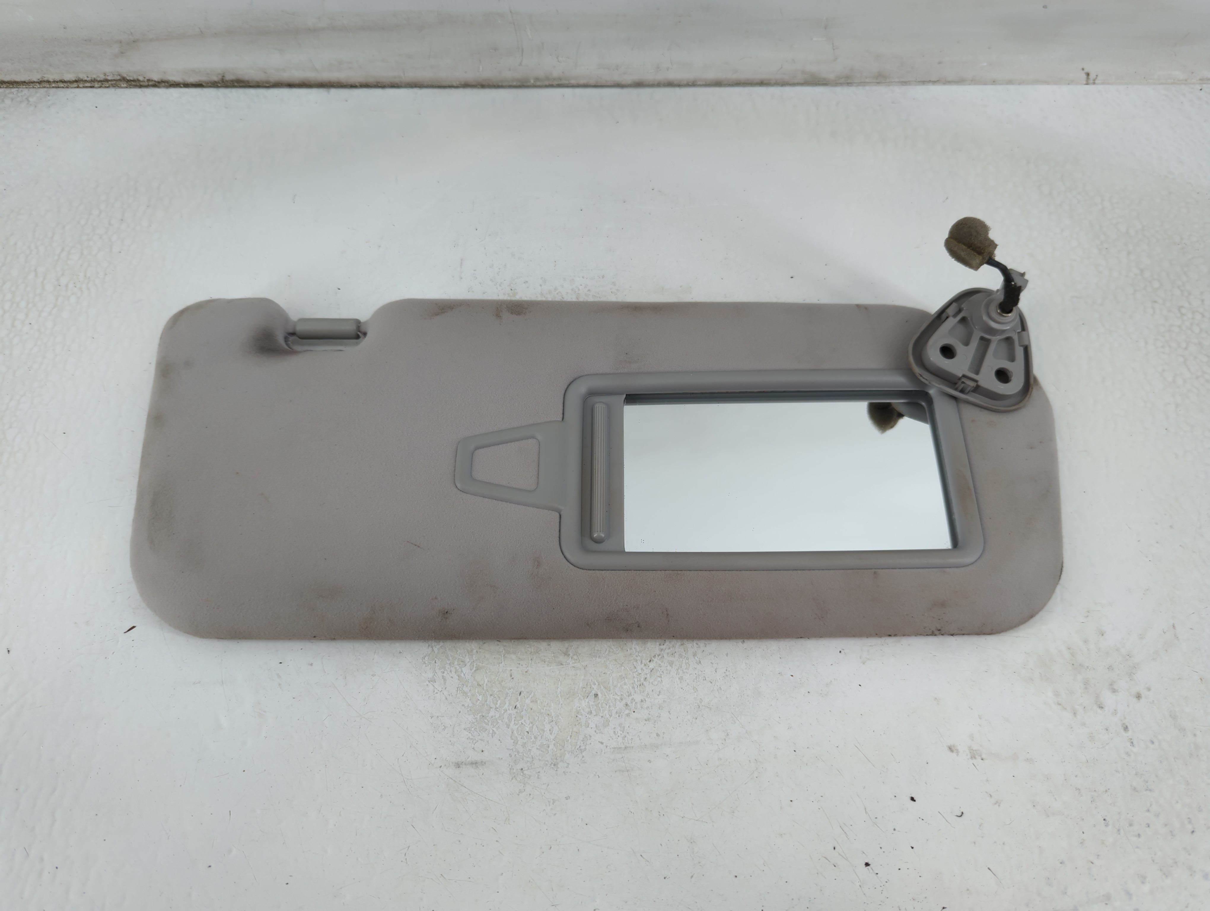 Picture of 2014-2016 Kia Cadenza Passenger Sun Visor Mirror Right Sunvisor Grey 916413