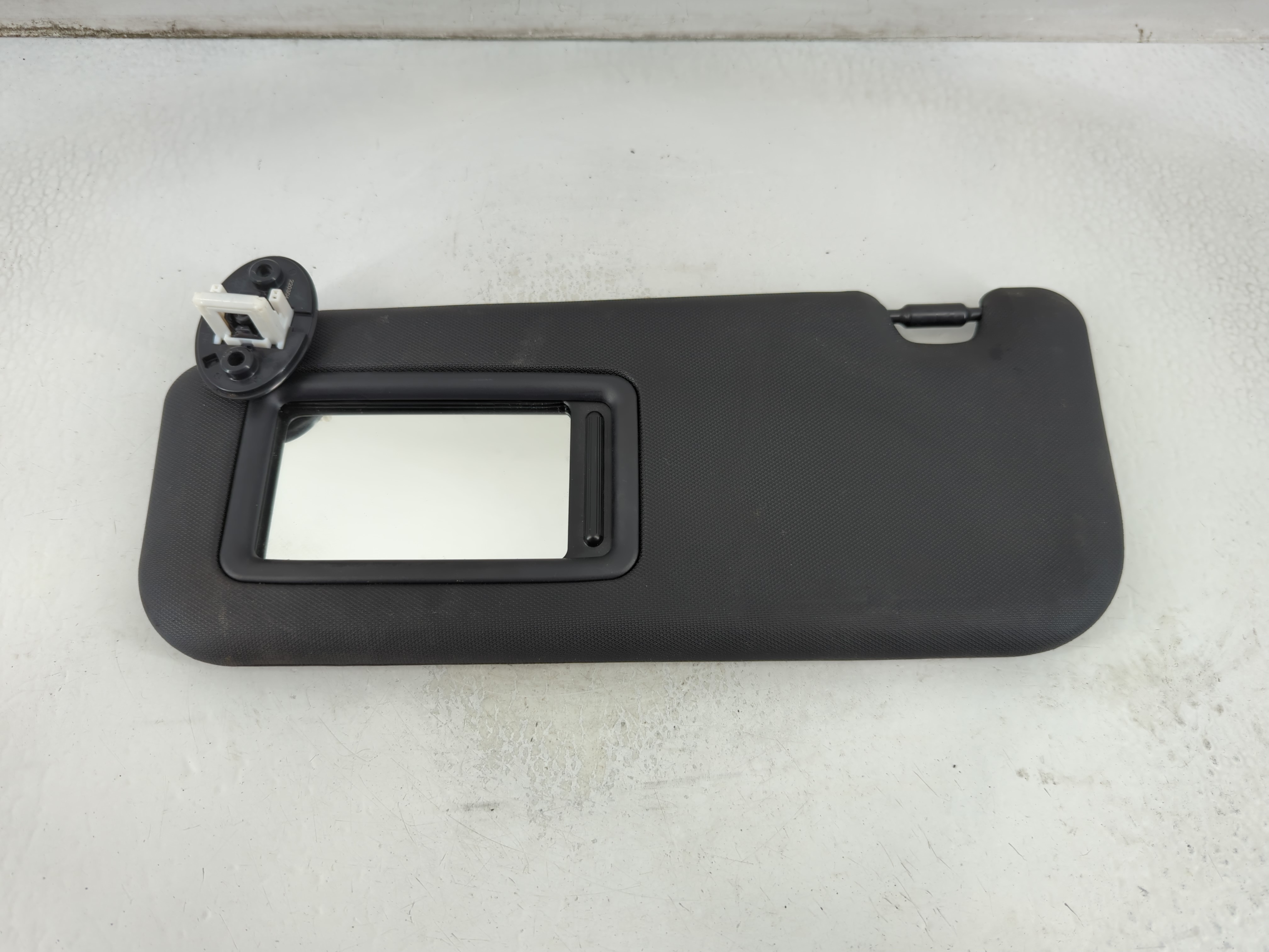2019-2022 Toyota Corolla Driver Sun Visor Mirror Left Sunvisor Black 916423 - Oemusedautoparts1.com