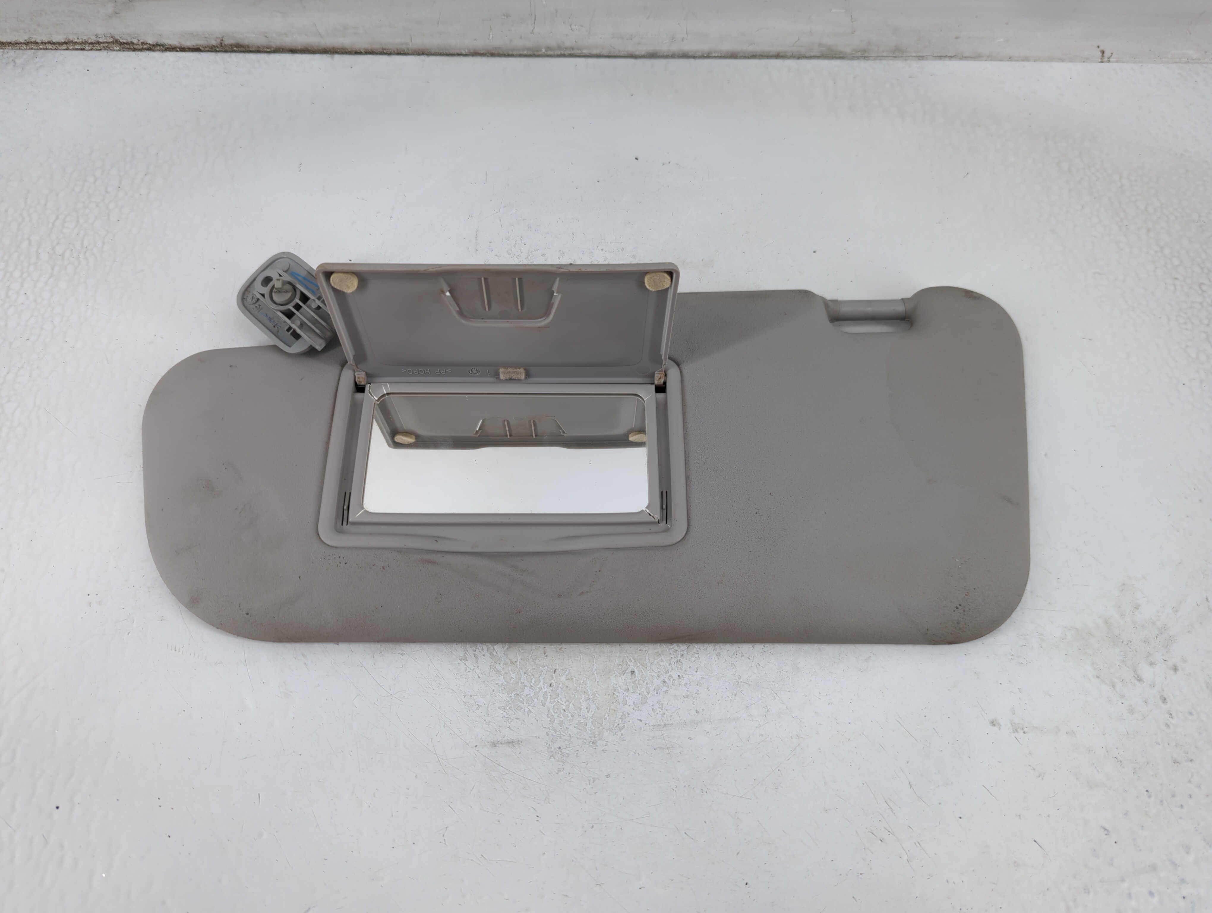2004-2009 Mazda 3 Driver Sun Visor Mirror Left Sunvisor Gray 916426 - Oemusedautoparts1.com