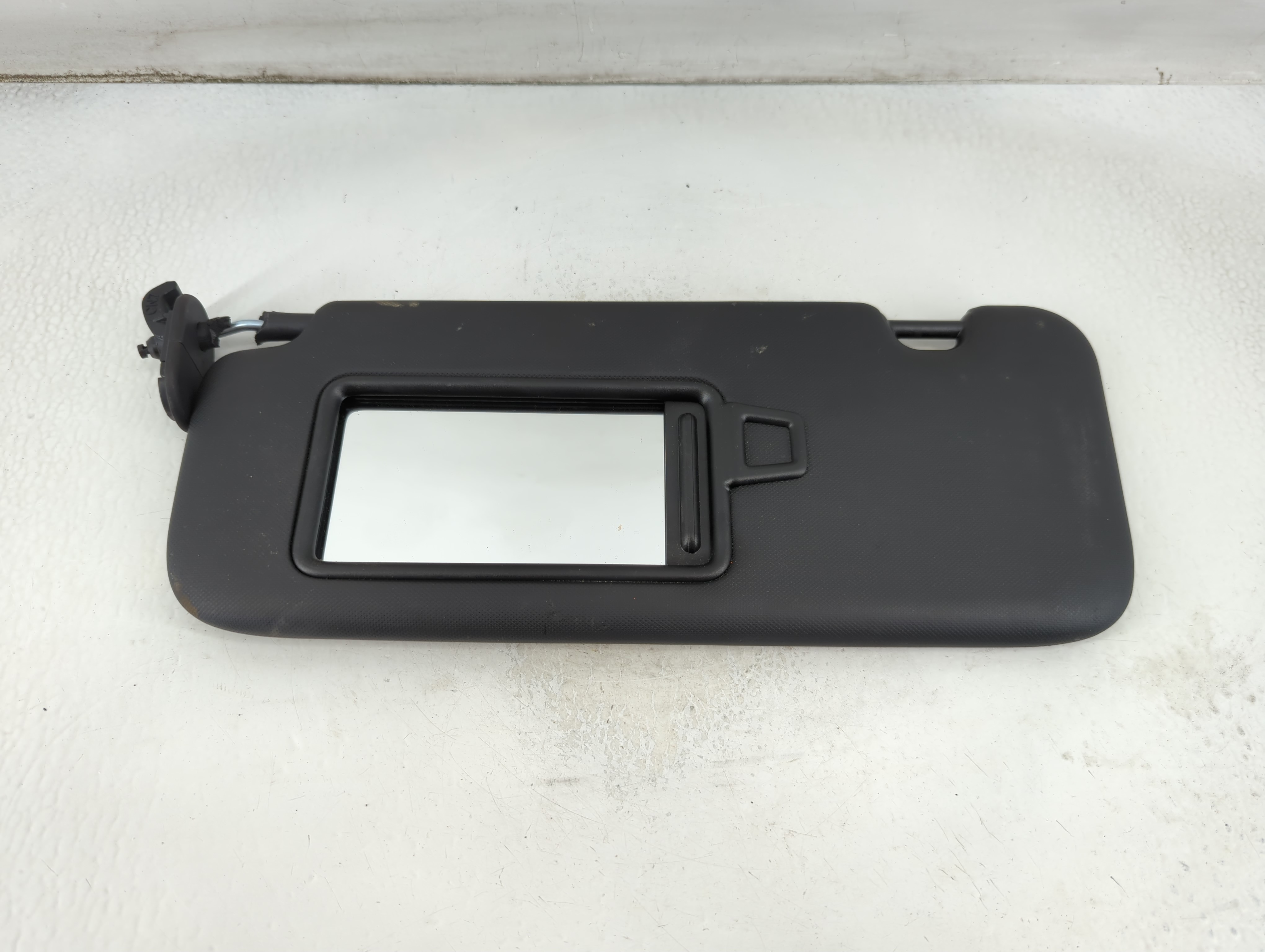 2021-2022 Hyundai Elantra Passenger Sun Visor Mirror Right Sunvisor Black 916432 - Oemusedautoparts1.com