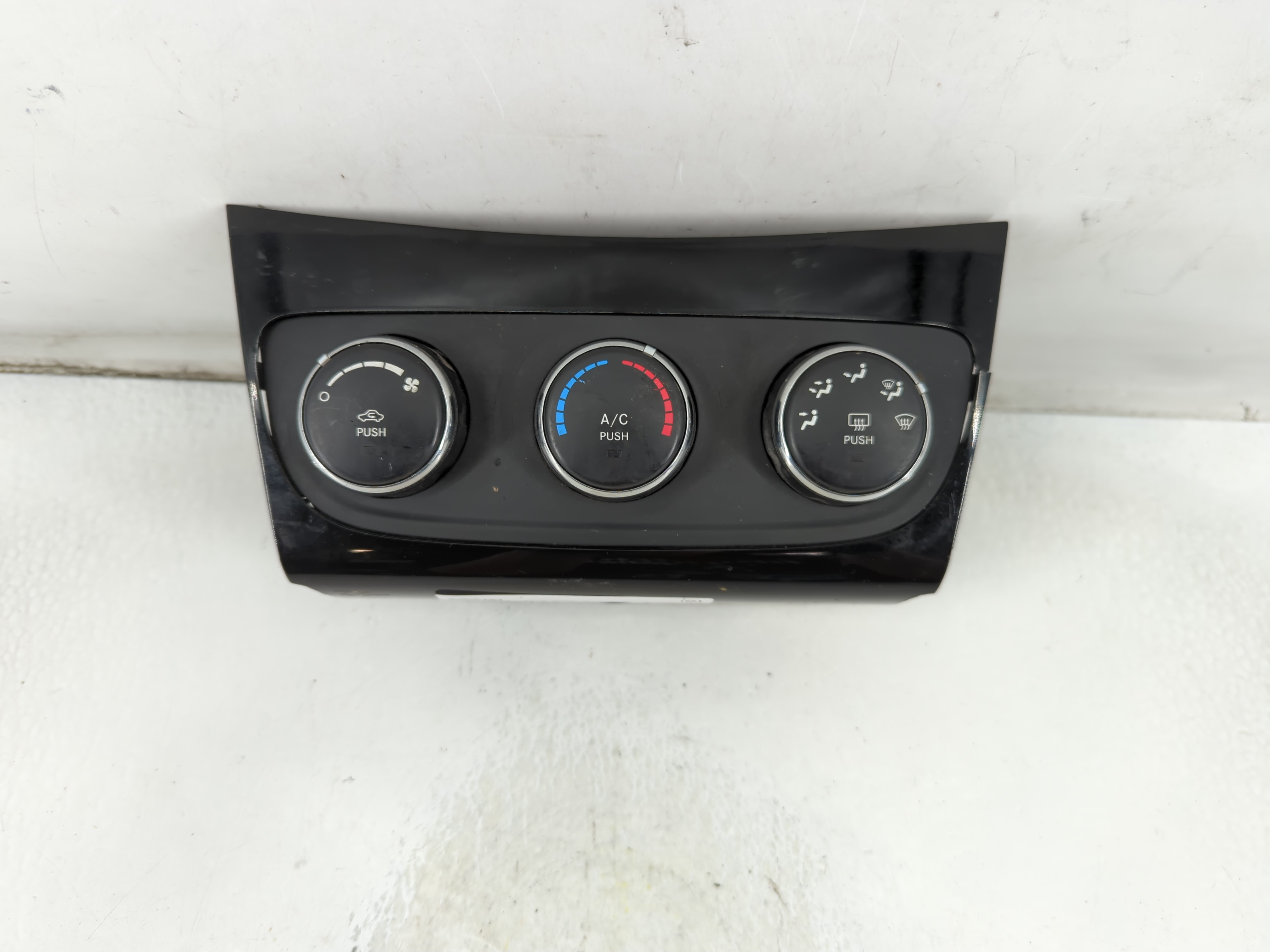 2011-2014 Chrysler 200 Ac Heater Climate Control 1tt28dx8ac 916455 - Oemusedautoparts1.com