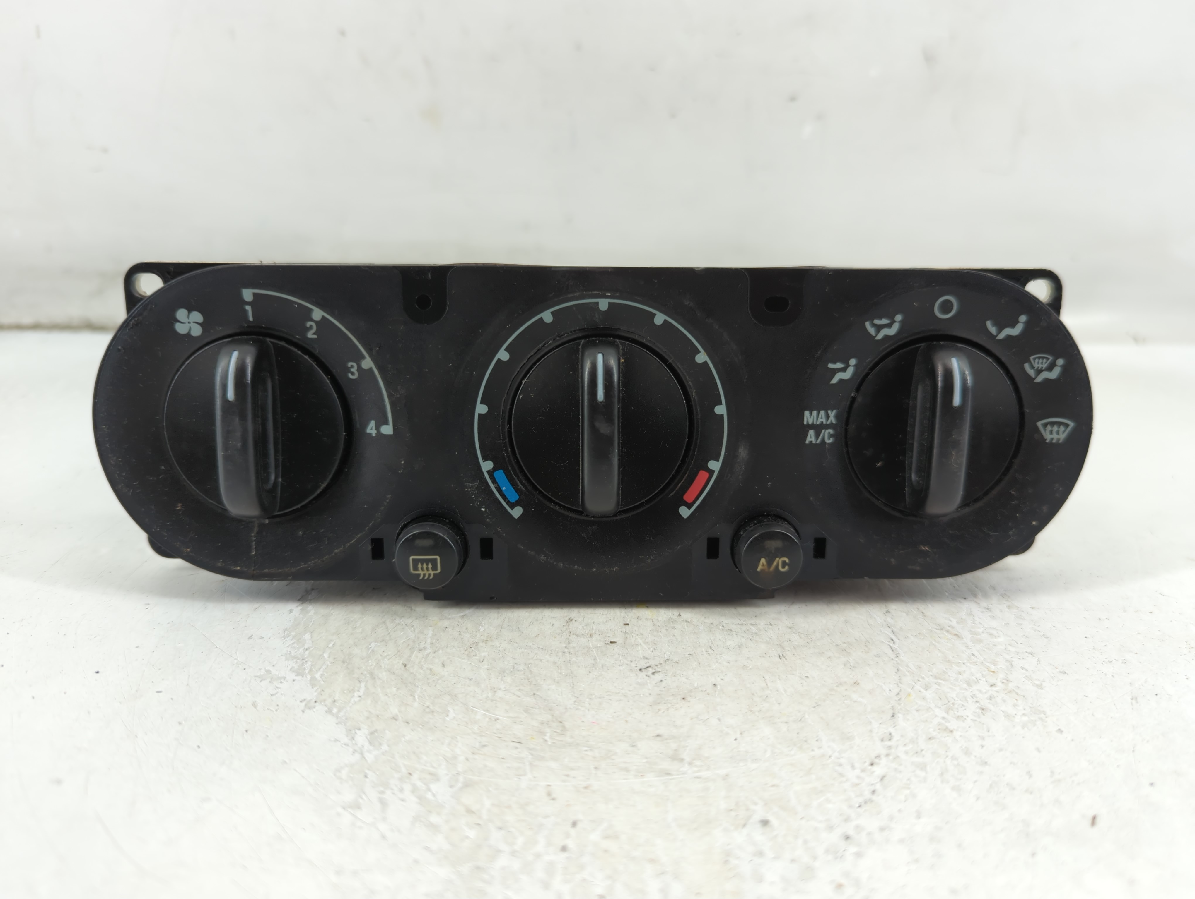 2004 Ford Expedition Ac Heater Climate Control 24a06 916460 - Oemusedautoparts1.com