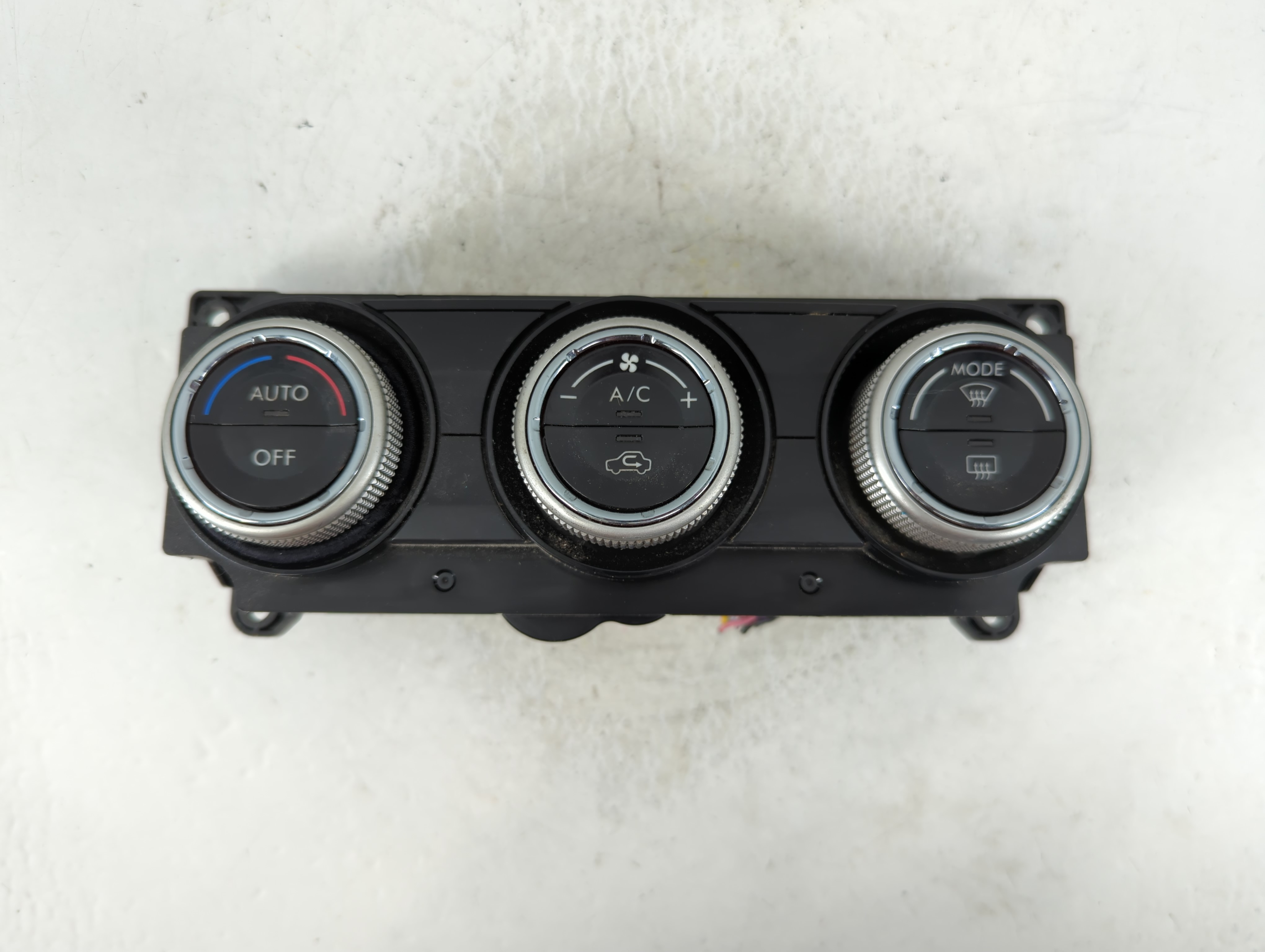 2016 Subaru Forester Ac Heater Climate Control 72311sg511 916477 - Oemusedautoparts1.com