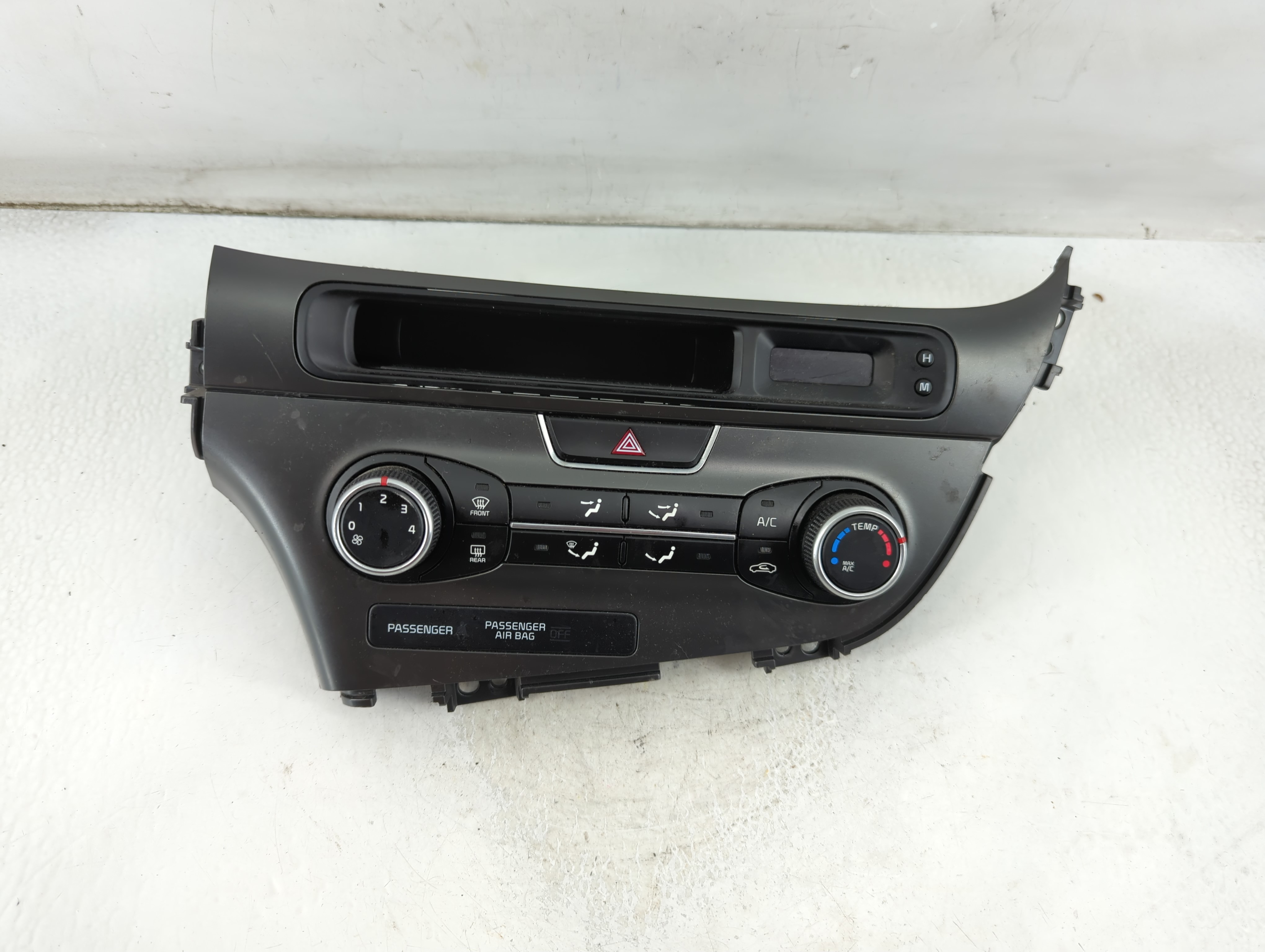 Picture of 2014-2015 Kia Optima Ac Heater Climate Control 97250 2tle0 916491