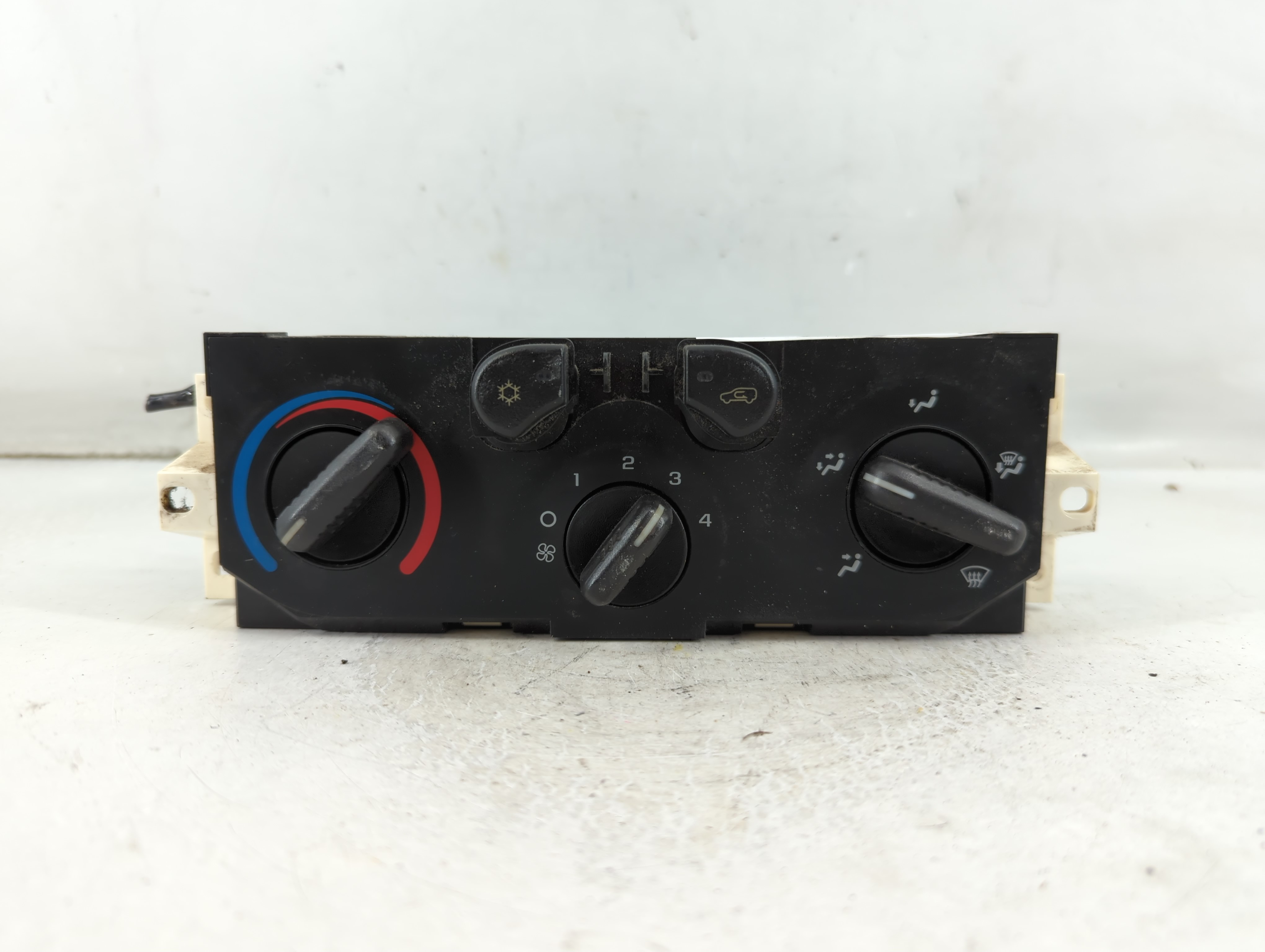 Picture of 2004-2012 Gmc Canyon Ac Heater Climate Control 25841856 916497