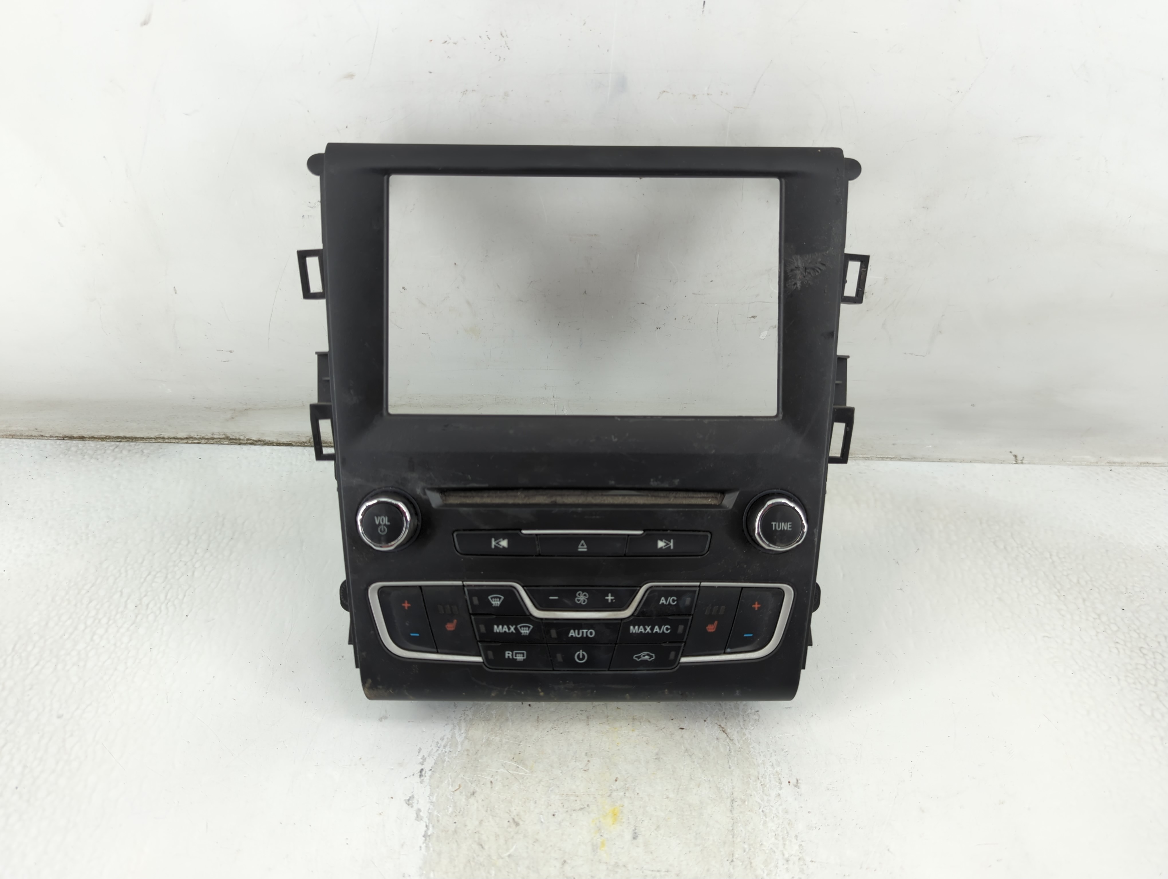 2016-2016 Ford Fusion Radio Control Panel 916518 - Oemusedautoparts1.com