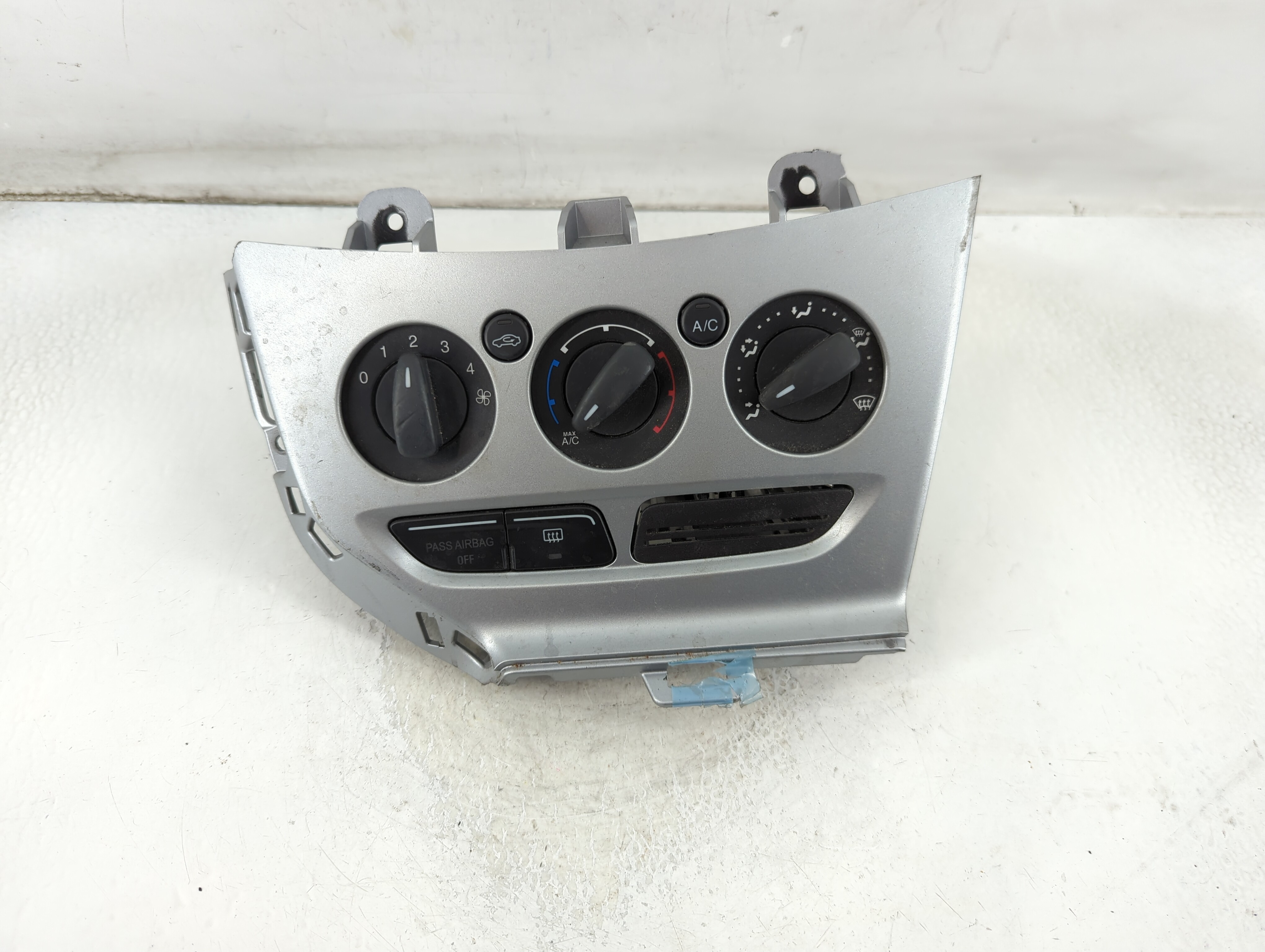 2013-2014 Ford Focus Ac Heater Climate Control Cm5t-19980-ae 916541 - Oemusedautoparts1.com