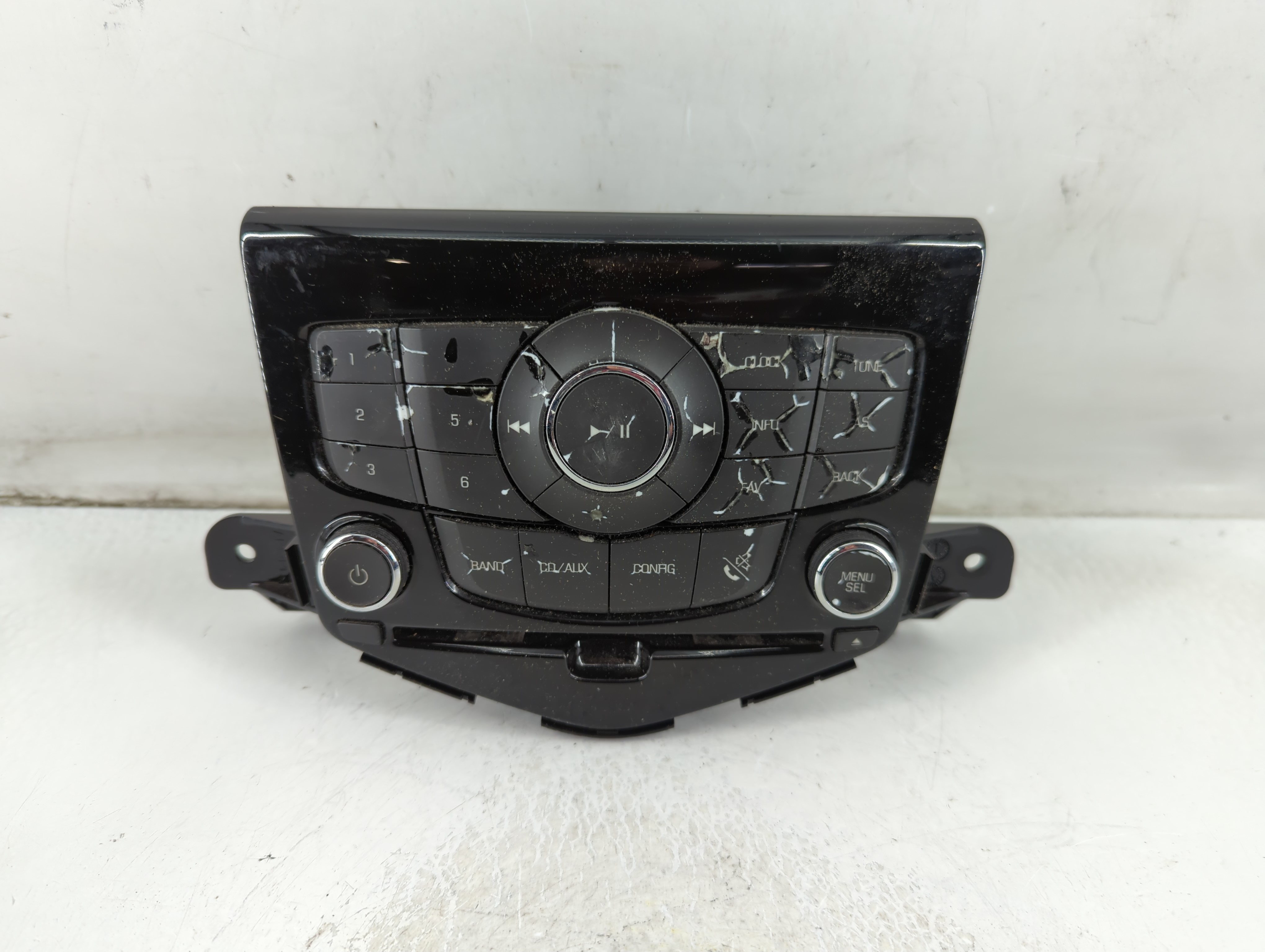 2013-2016 Chevrolet Cruze Radio Control Panel 916556 - Oemusedautoparts1.com
