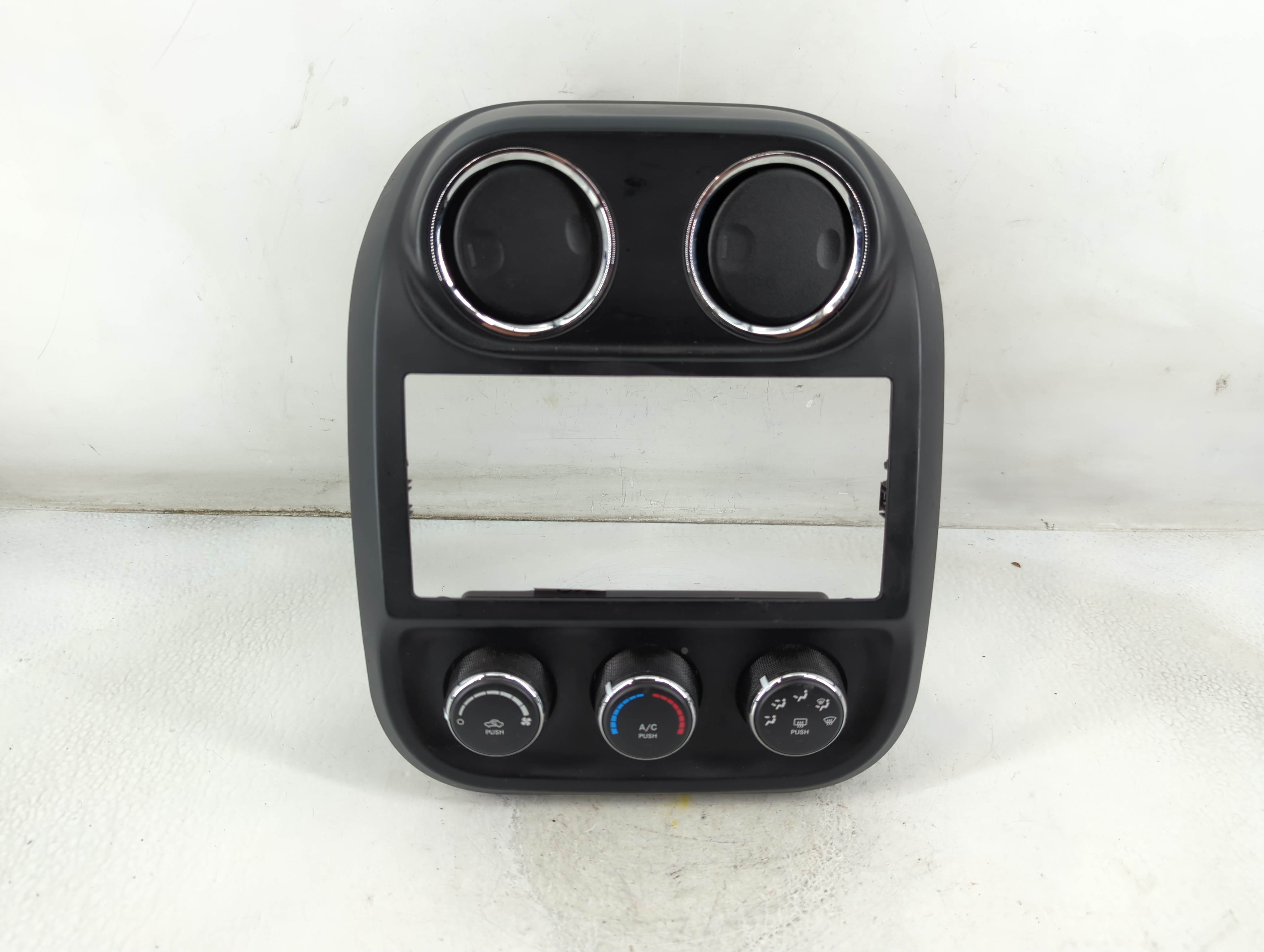 2011-2017 Jeep Patriot Ac Heater Climate Control P55111278af 916569 - Oemusedautoparts1.com