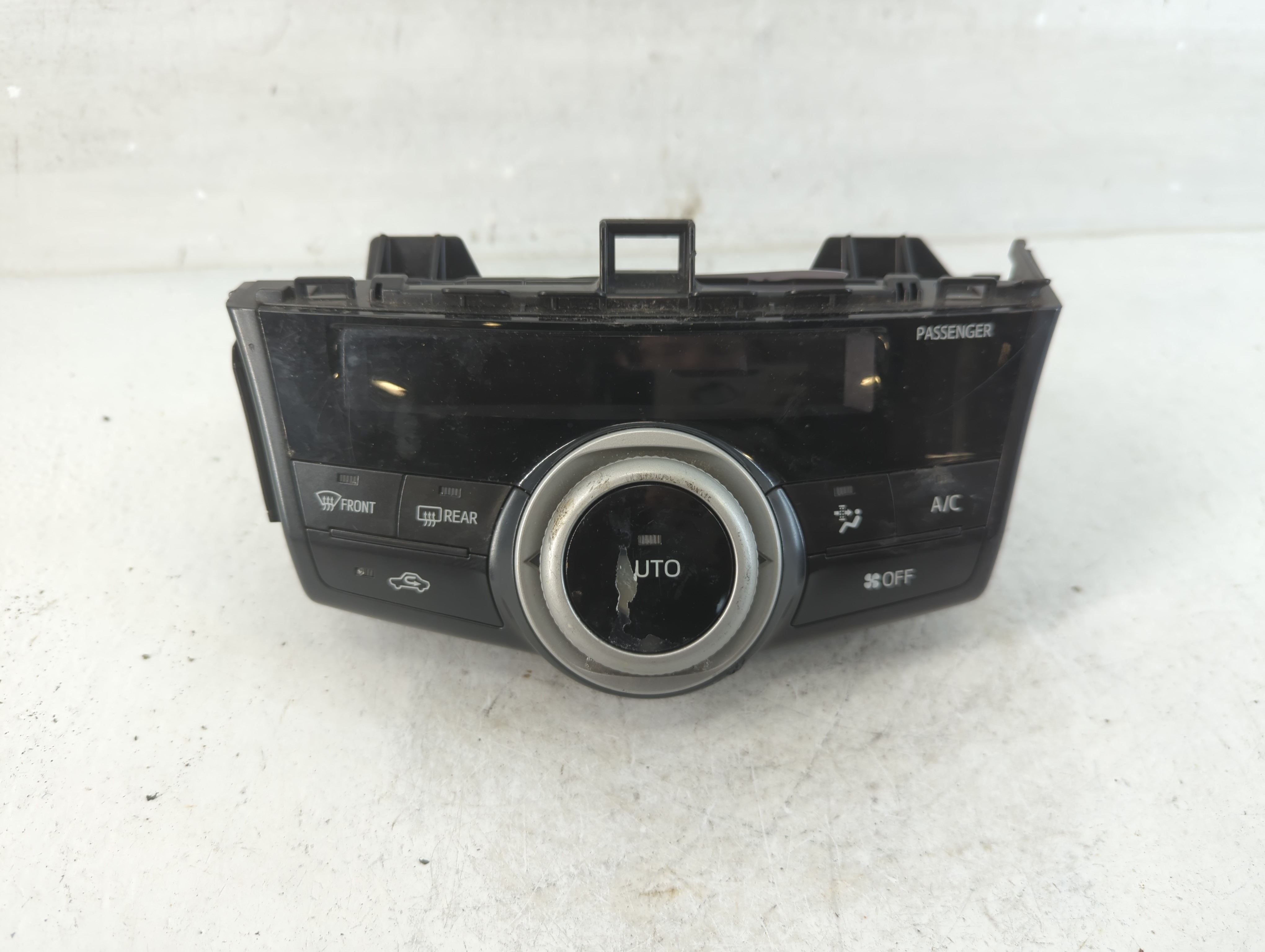 Toyota Prius Ac Heater Climate Control 55900-47050 916610 - Oemusedautoparts1.com