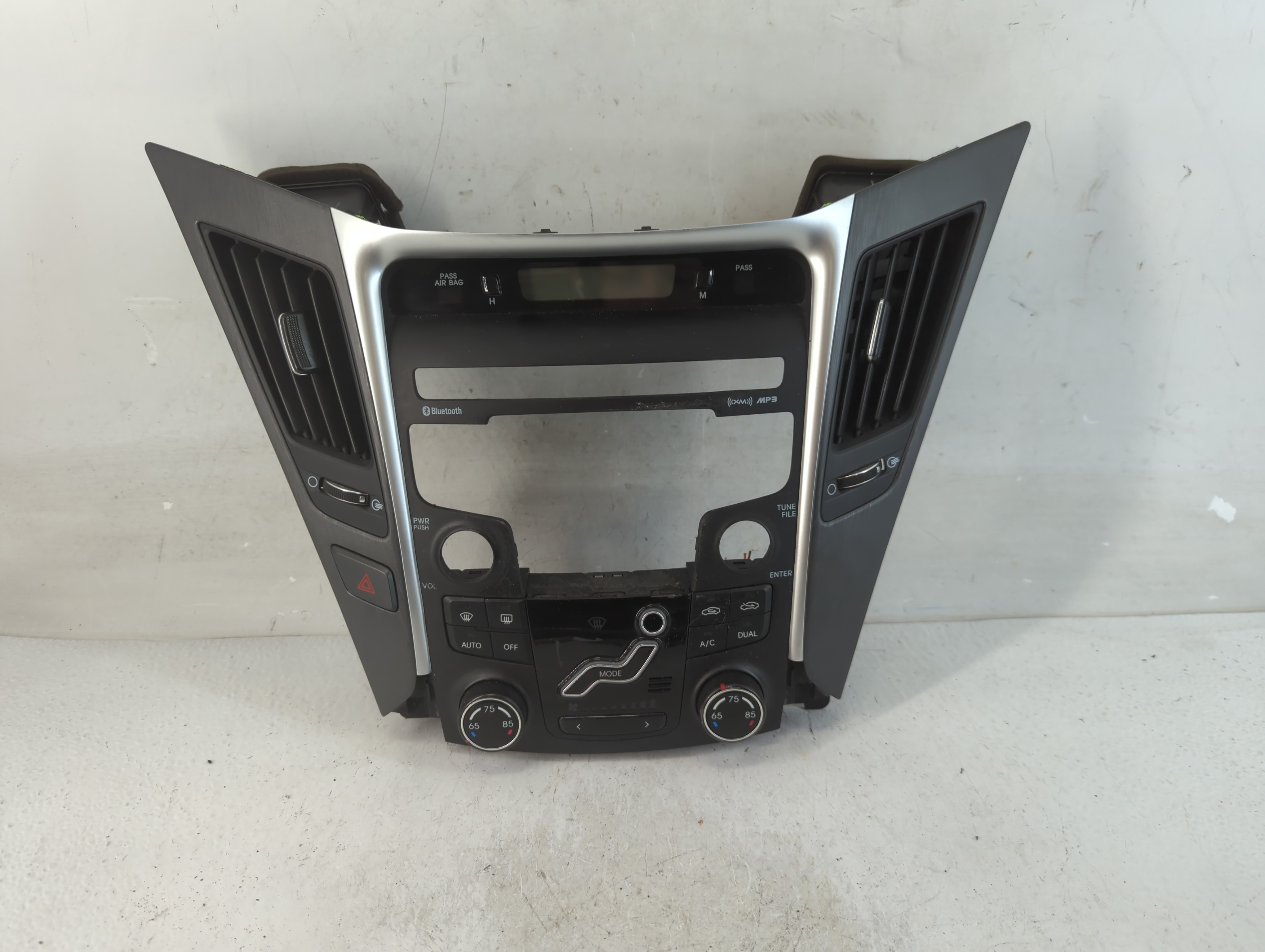 Picture of 2011-2013 Hyundai Sonata Ac Heater Climate Control 97250-3q201 916635