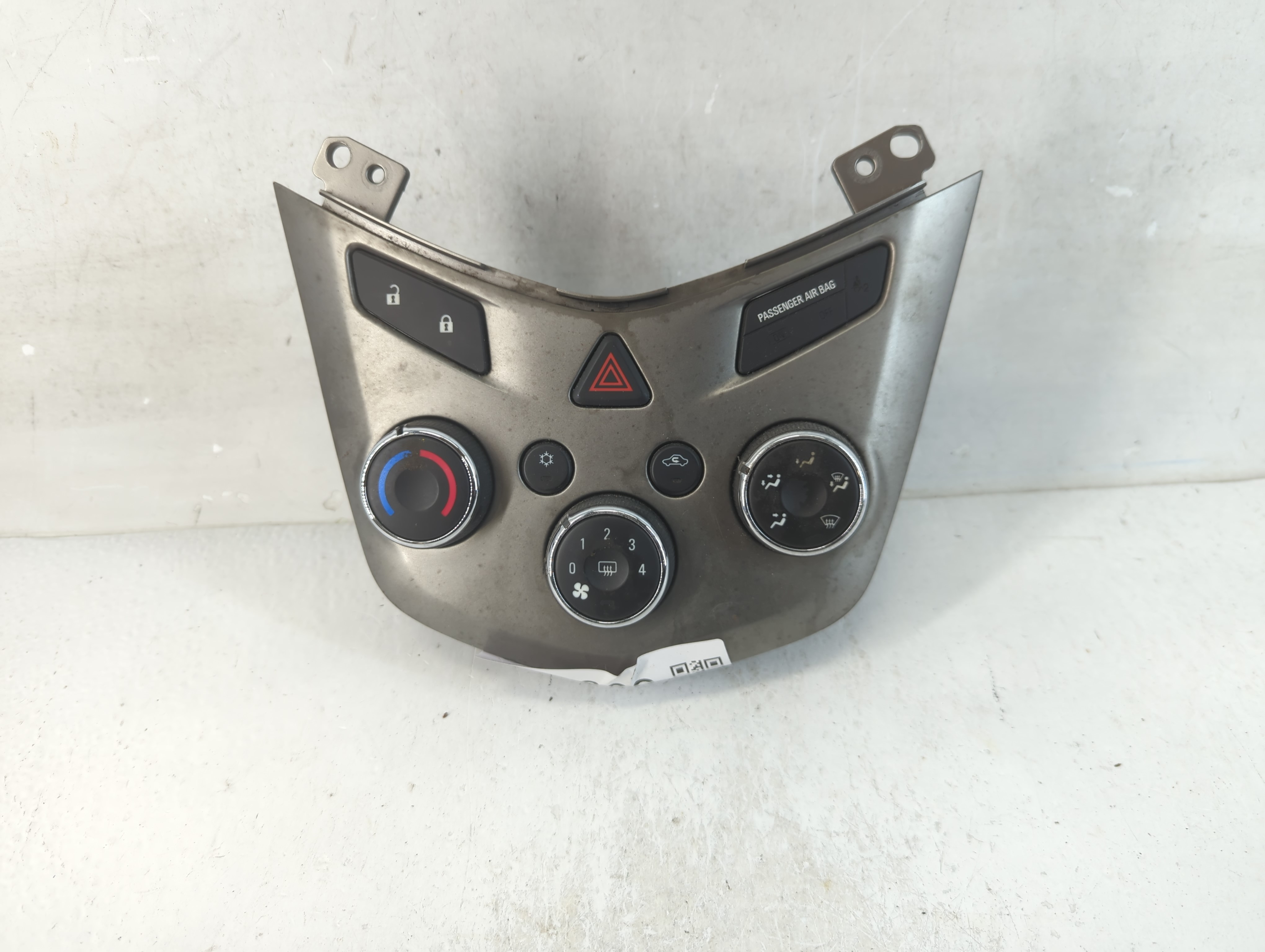 Picture of 2013-2014 Chevrolet Sonic Ac Heater Climate Control 95332699 916699