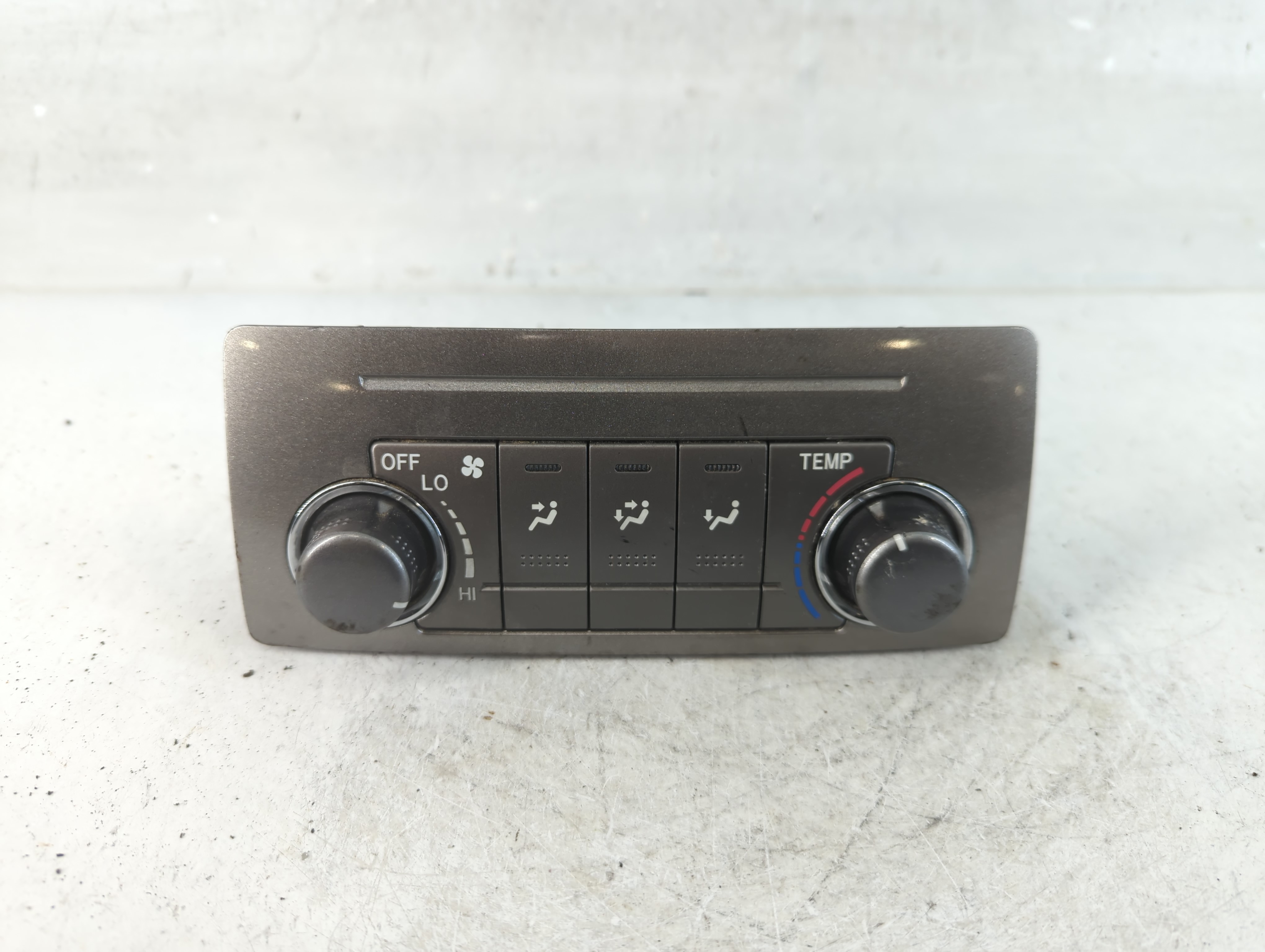 2011-2013 Toyota Highlander Ac Heater Climate Control Temperature Oem 916731 - Oemusedautoparts1.com