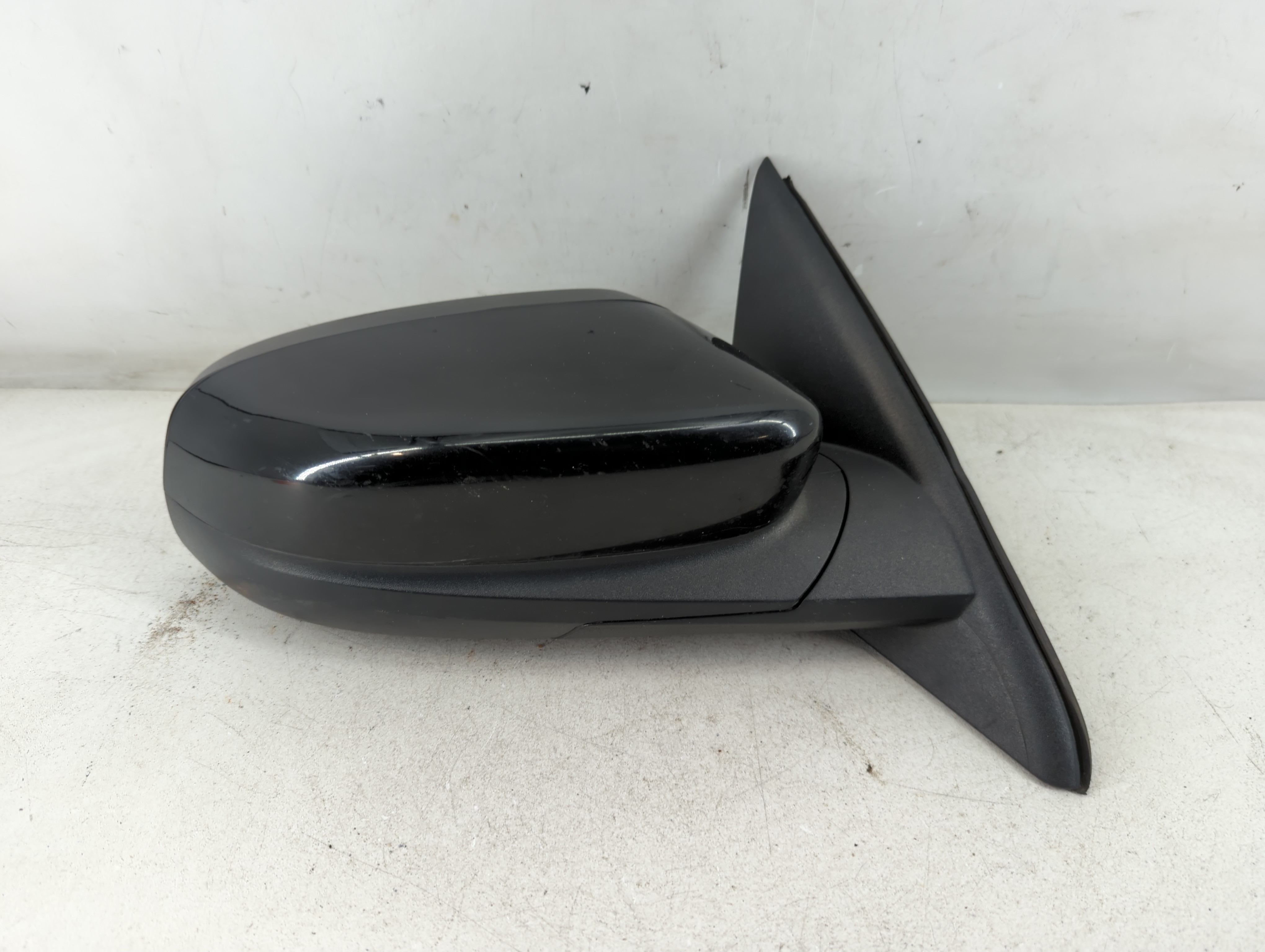 2013-2019 Ford Taurus Passenger Right Side View Manual Door Mirror Black 916920 - Oemusedautoparts1.com