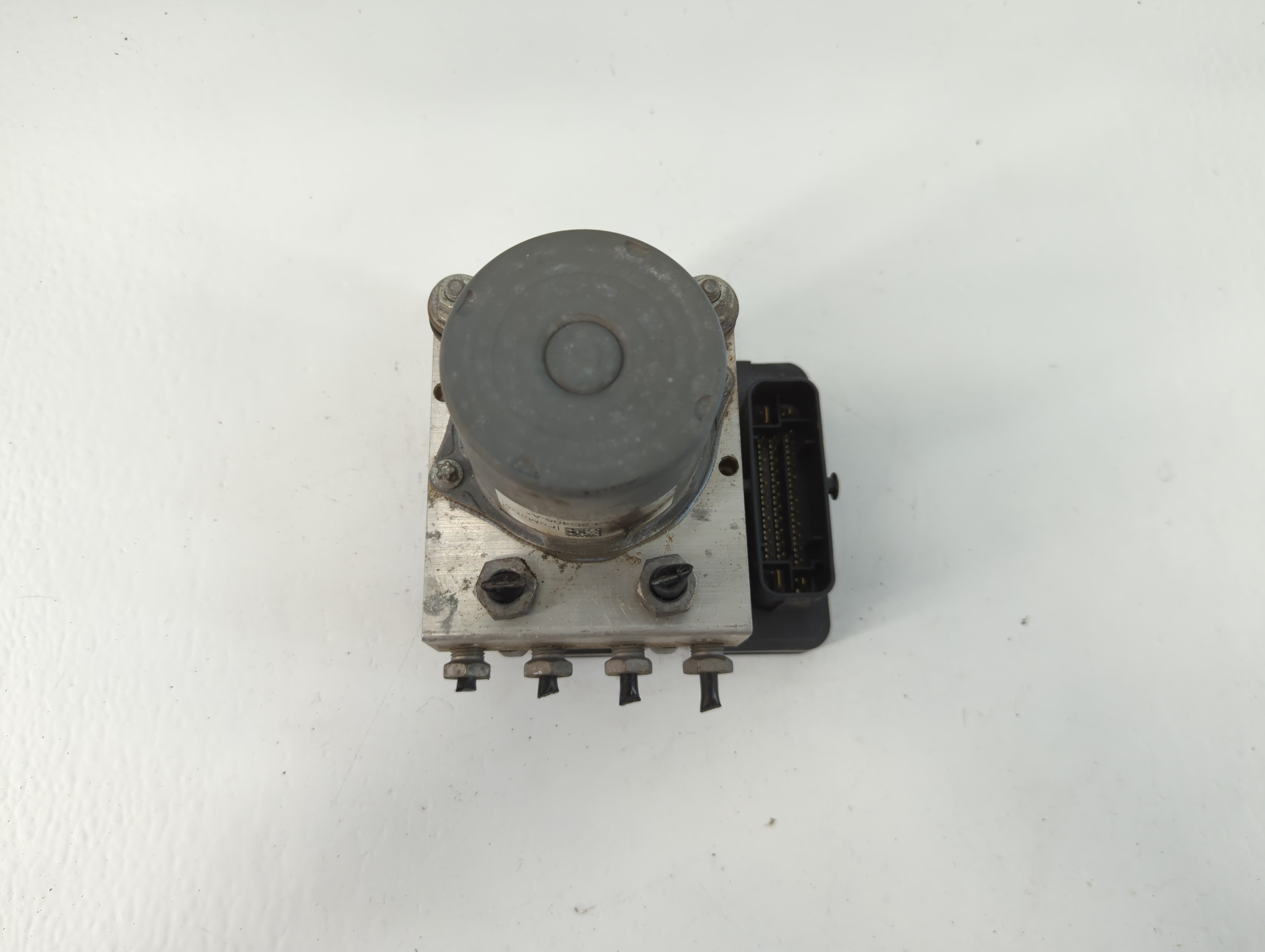 2014-2019 Ford Taurus Abs Pump Control Module 916935 - Oemusedautoparts1.com