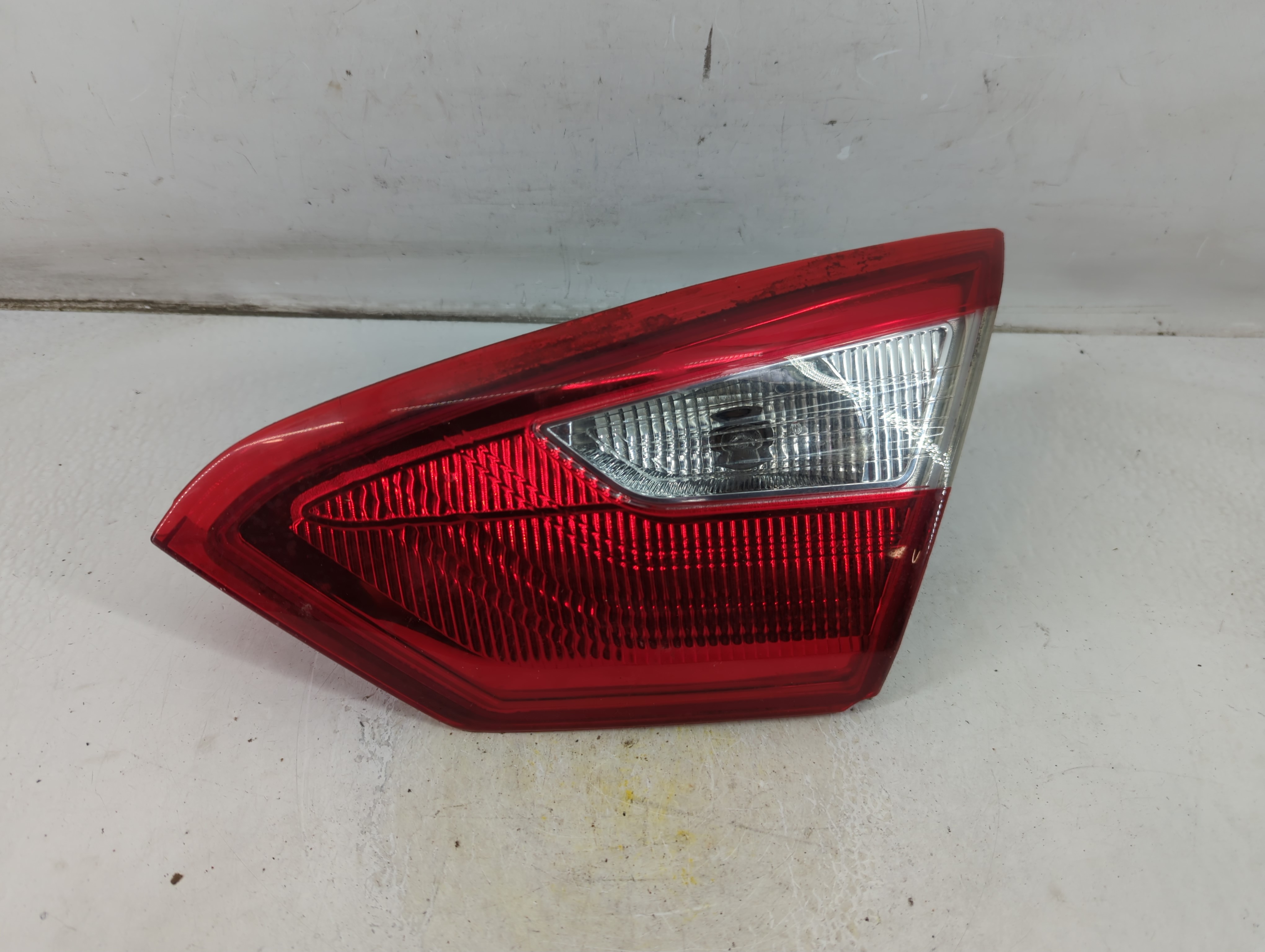 2013 Ford Focus Passenger Right Side Tail Light Taillight Oem 917015 - Oemusedautoparts1.com