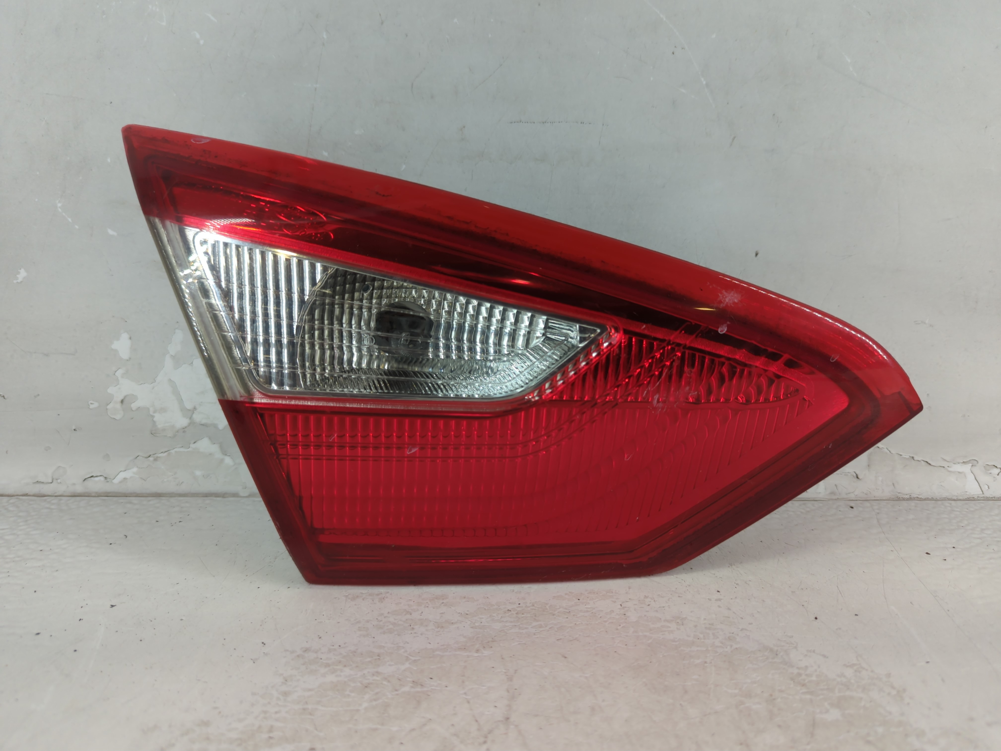 2013 Ford Focus Driver Left Side Tail Light Taillight Oem 917016 - Oemusedautoparts1.com