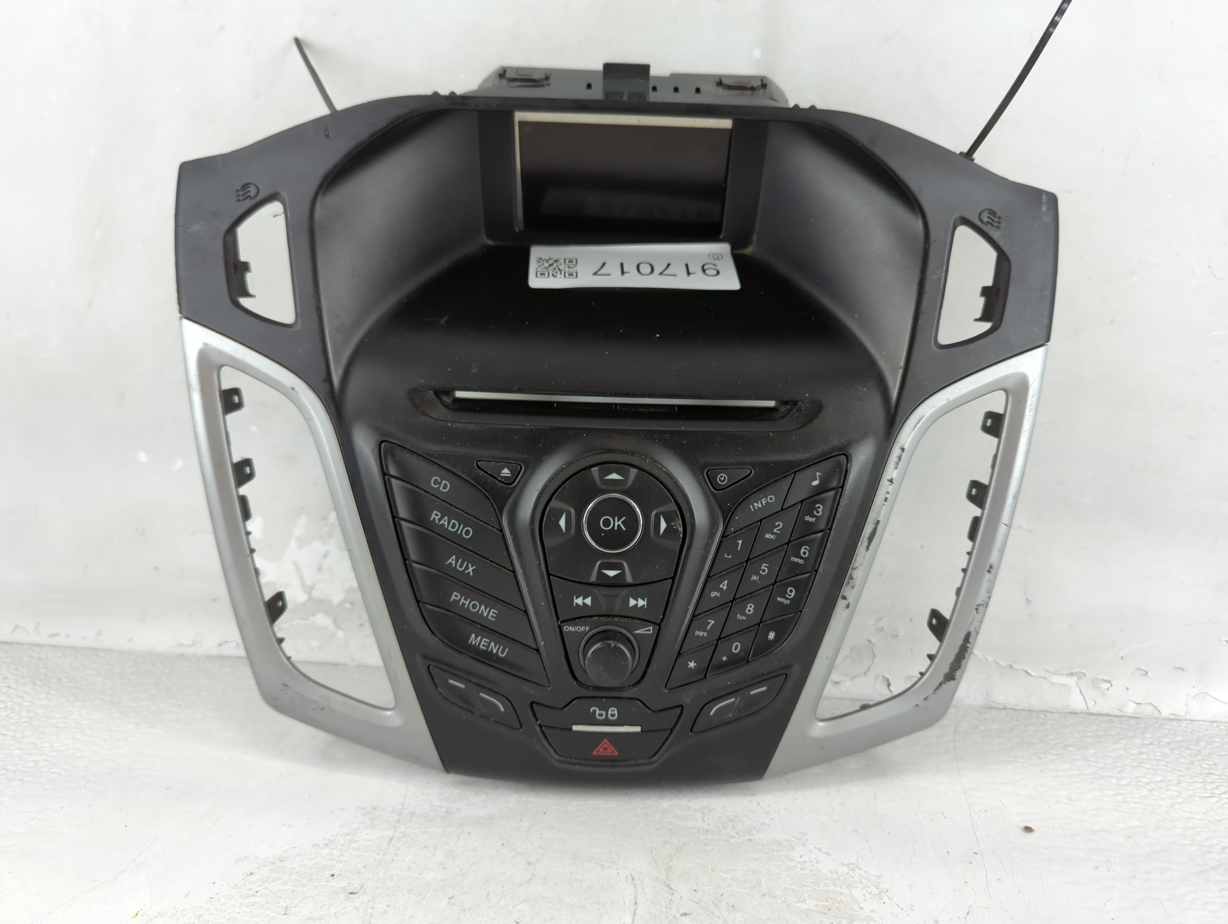 2012-2014 Ford Focus Am Fm Cd Player Radio Receiver 917017 - Oemusedautoparts1.com