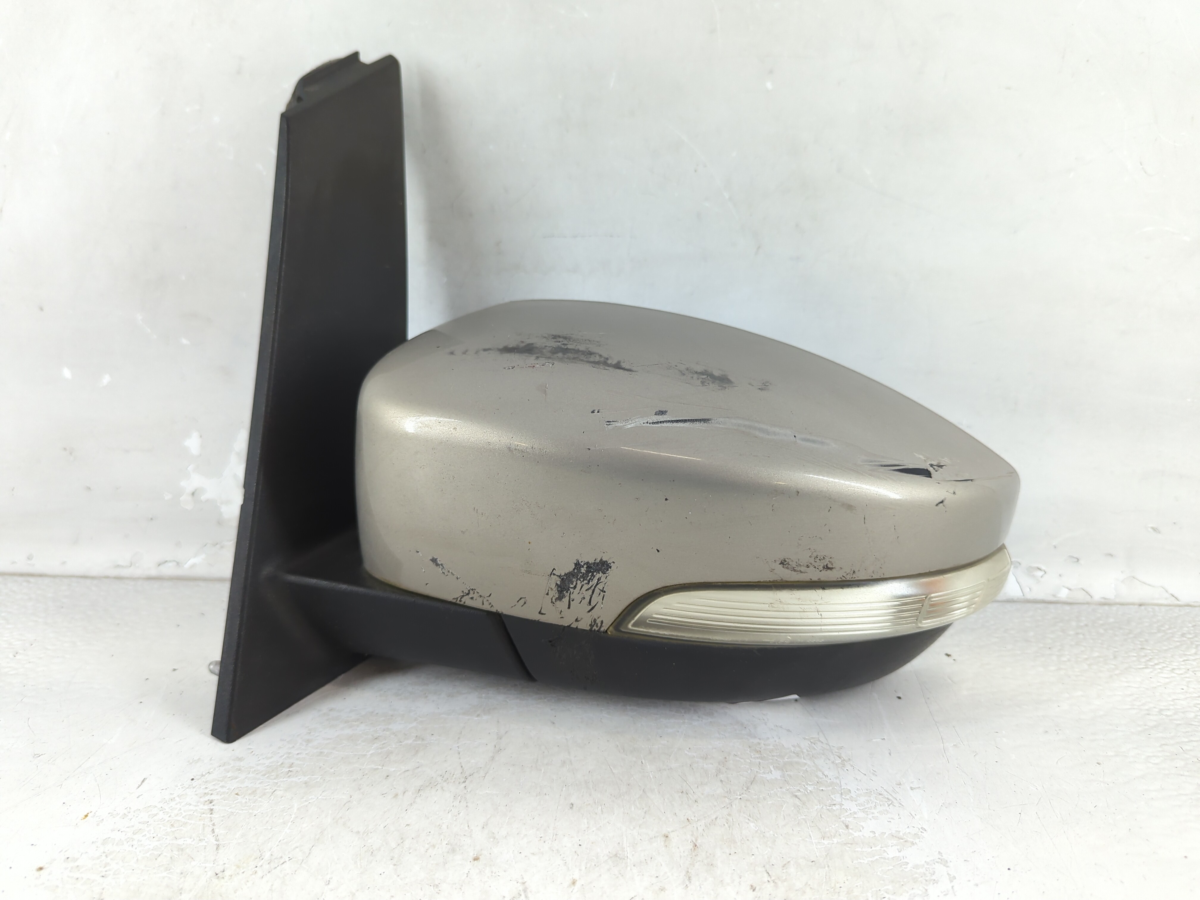 2013-2018 Ford C-max Driver Left Side View Manual Door Mirror Beige 917112 - Oemusedautoparts1.com
