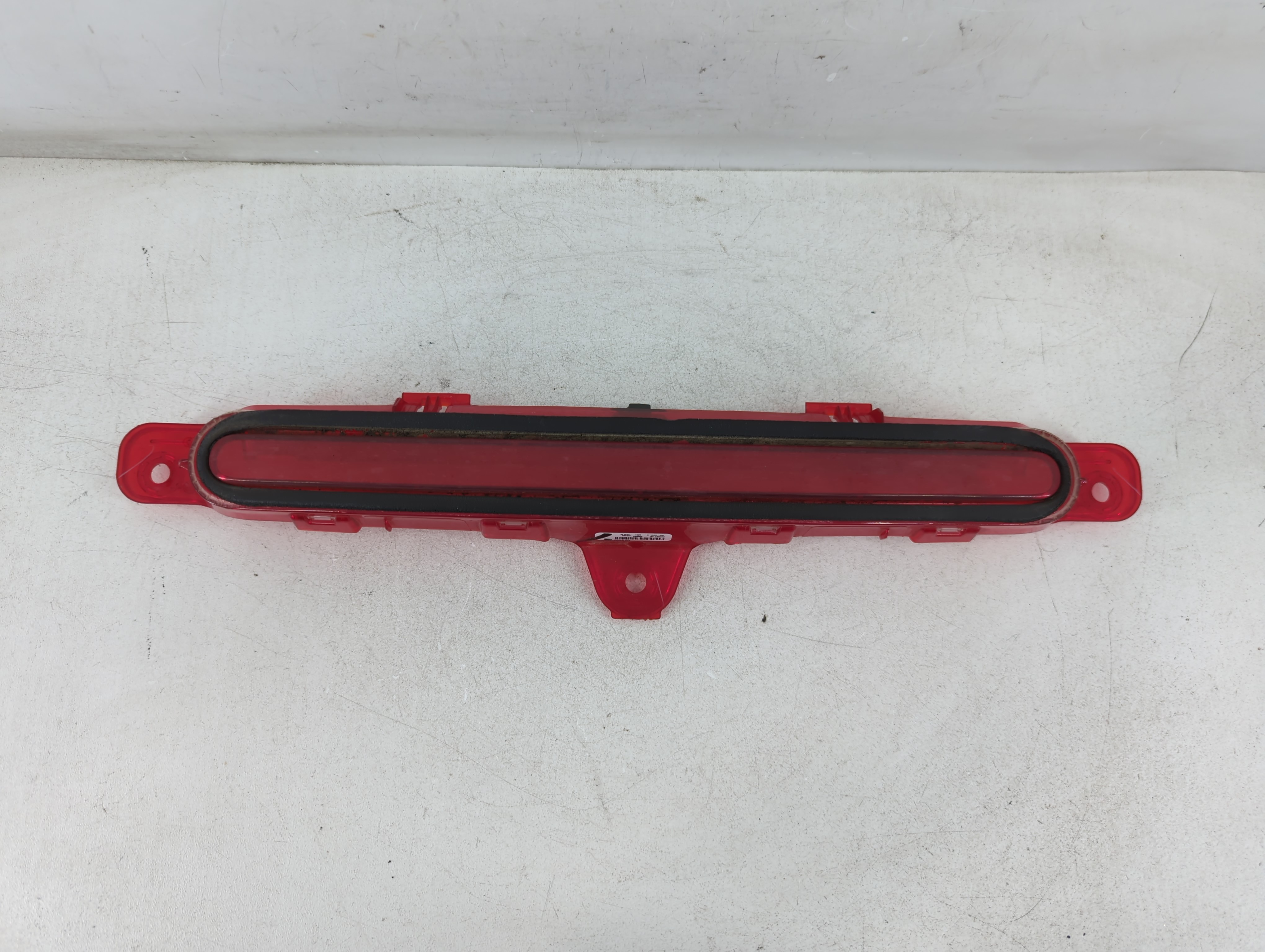 2010 Ford Mustang Third Brake Light Tail Light 917215 - Oemusedautoparts1.com