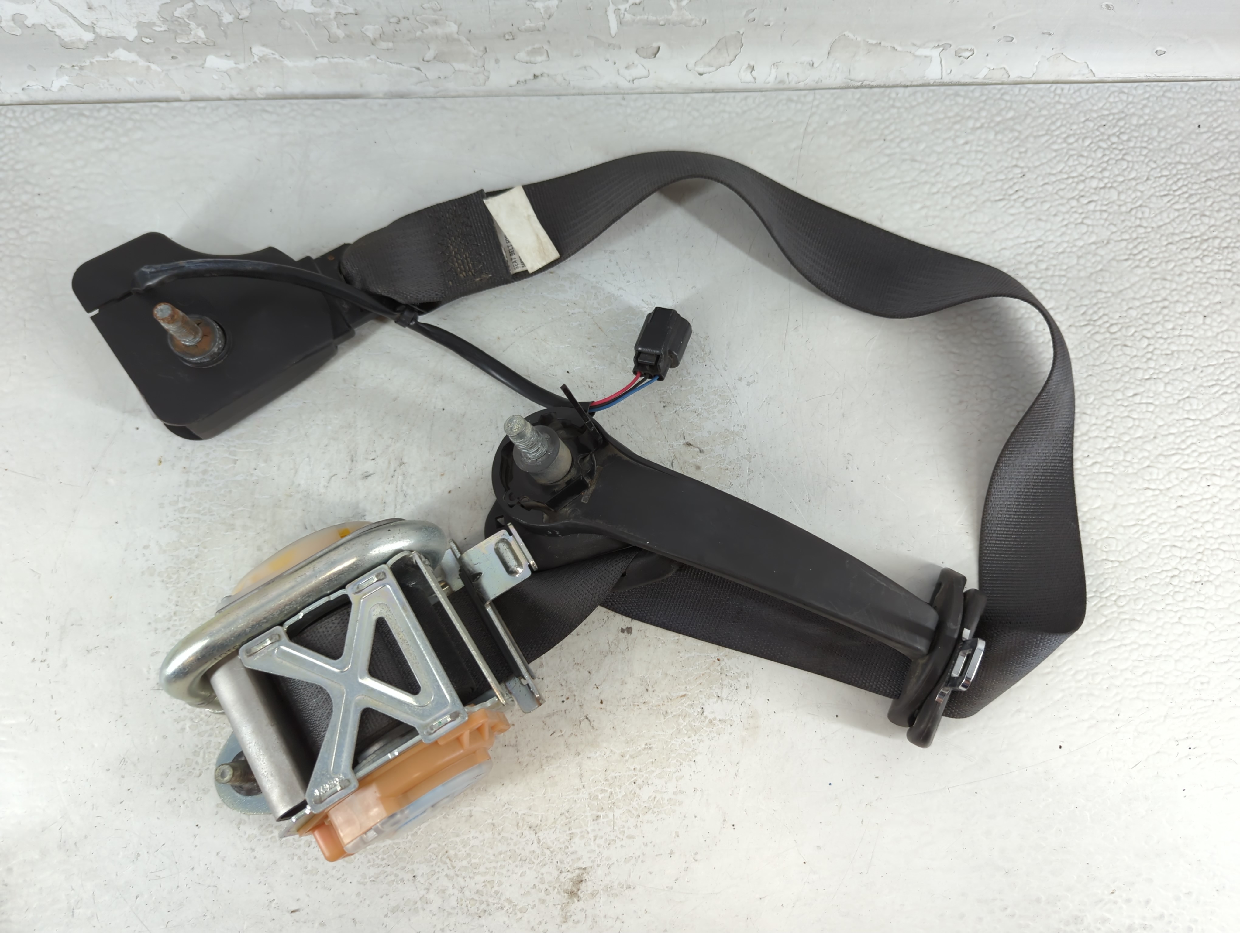 Picture of 2010-2014 Ford Mustang Passenger Front Seatbelt Retractor 917228