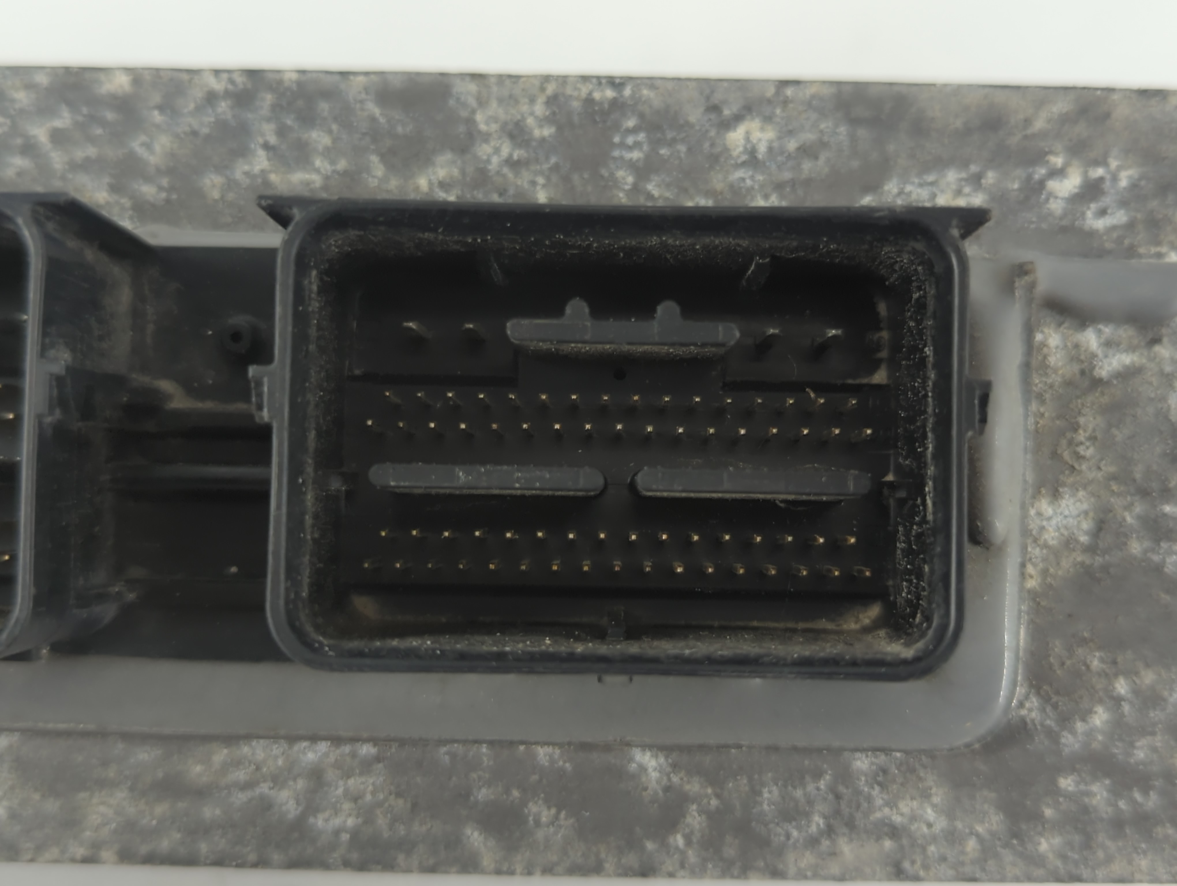 2010 Ford Mustang Engine Control Computer Ecu Pcm Ecm Pcu Oem 917265 - Oemusedautoparts1.com