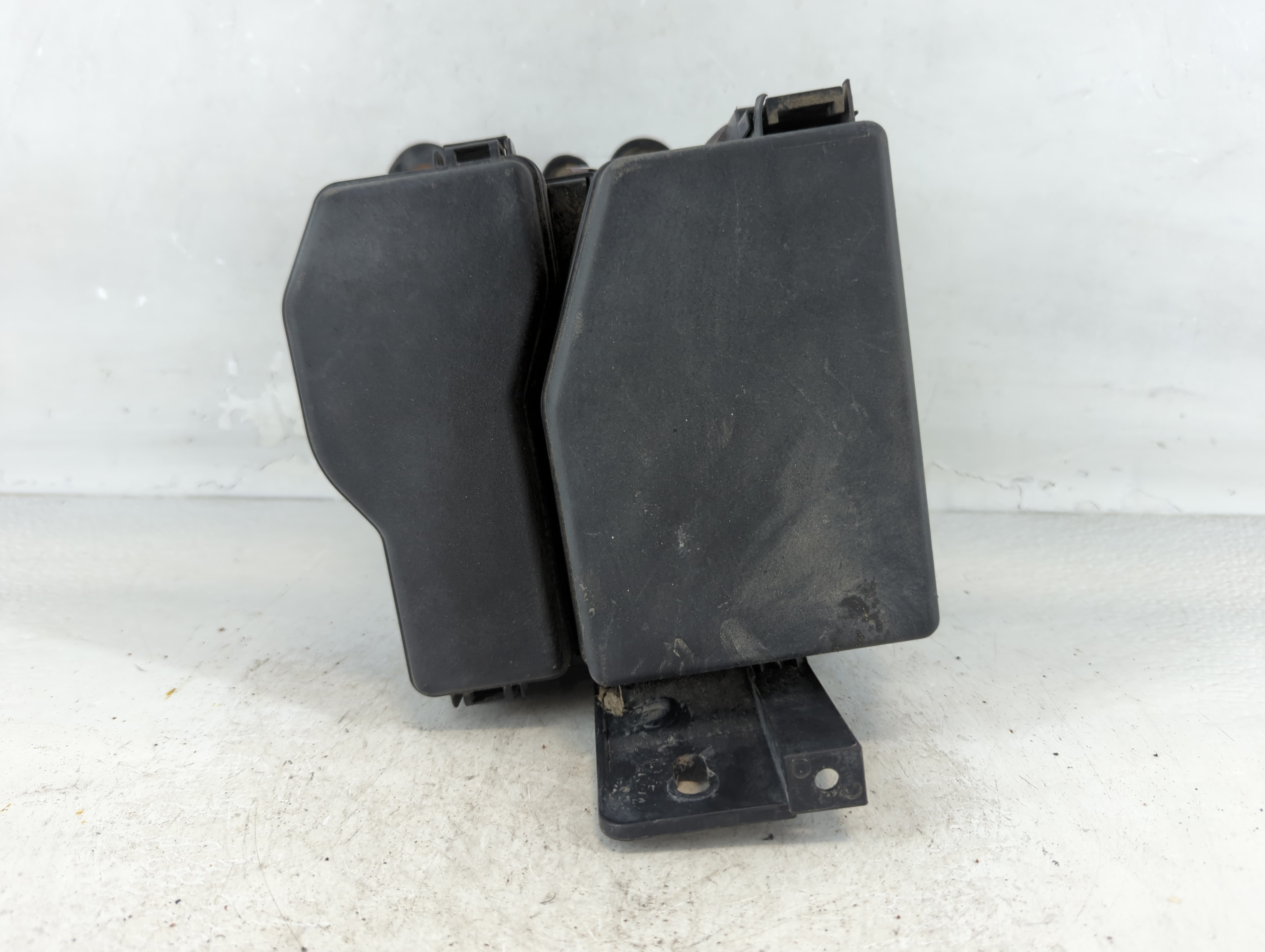 2013-2015 Mazda Cx-9 Fusebox Fuse Box Relay Module Tk24-66760 917422 - Oemusedautoparts1.com