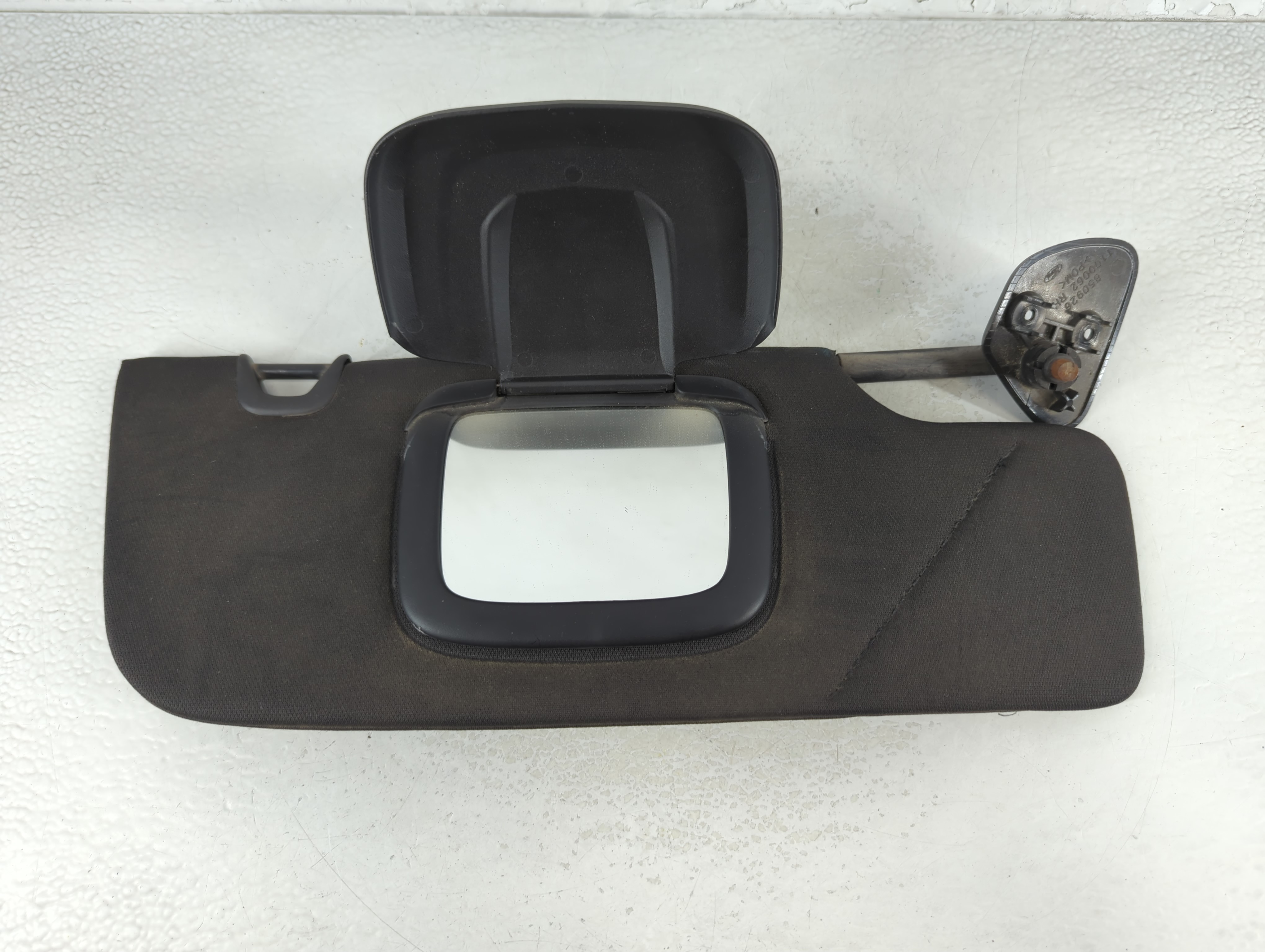 2005-2011 Ford Mustang Passenger Sun Visor Mirror Right Sunvisor Black 917475 - Oemusedautoparts1.com