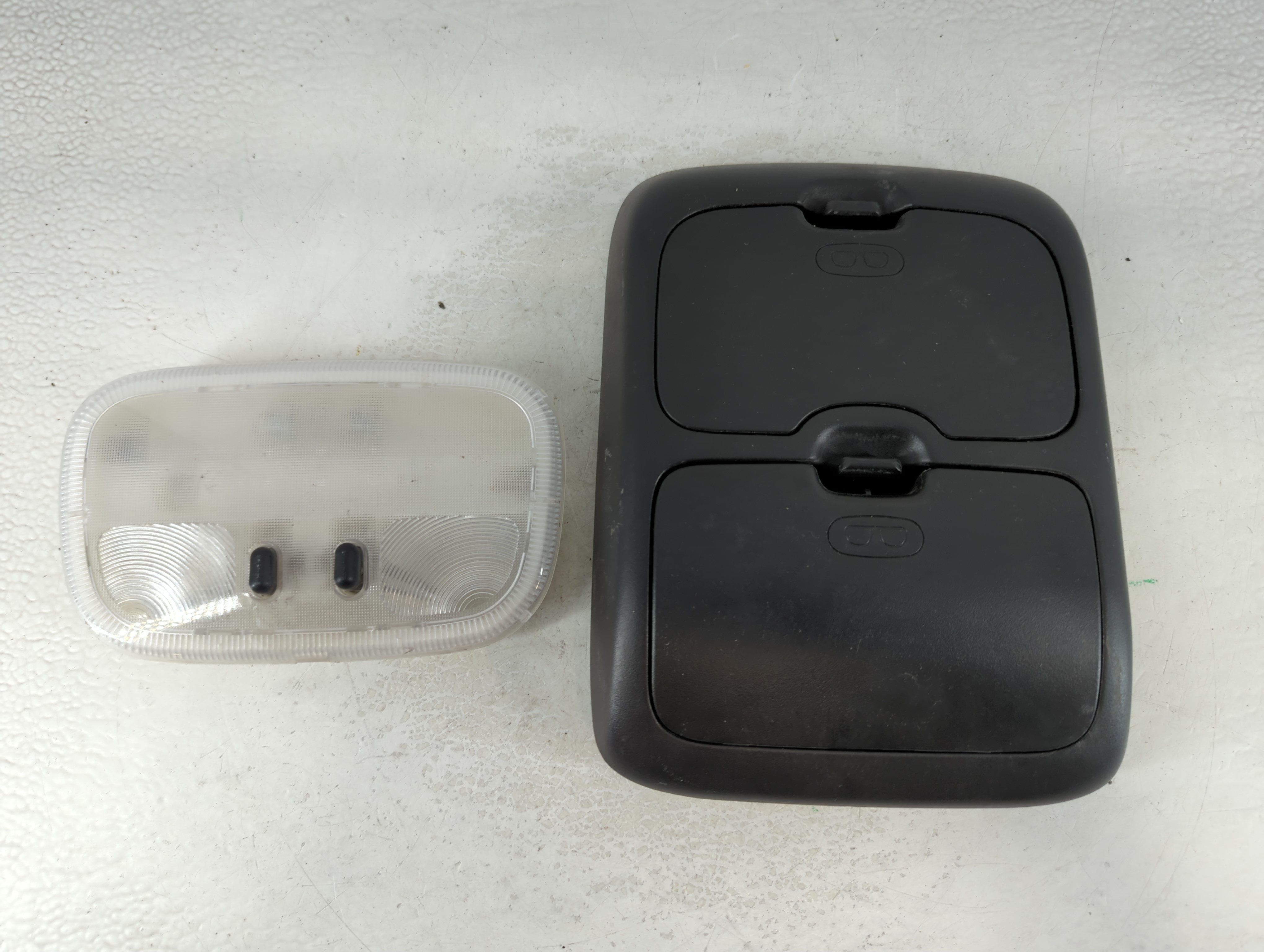 2008-2012 Ford Escape Overhead Roof Console Interior Dome Light 917891 - Oemusedautoparts1.com
