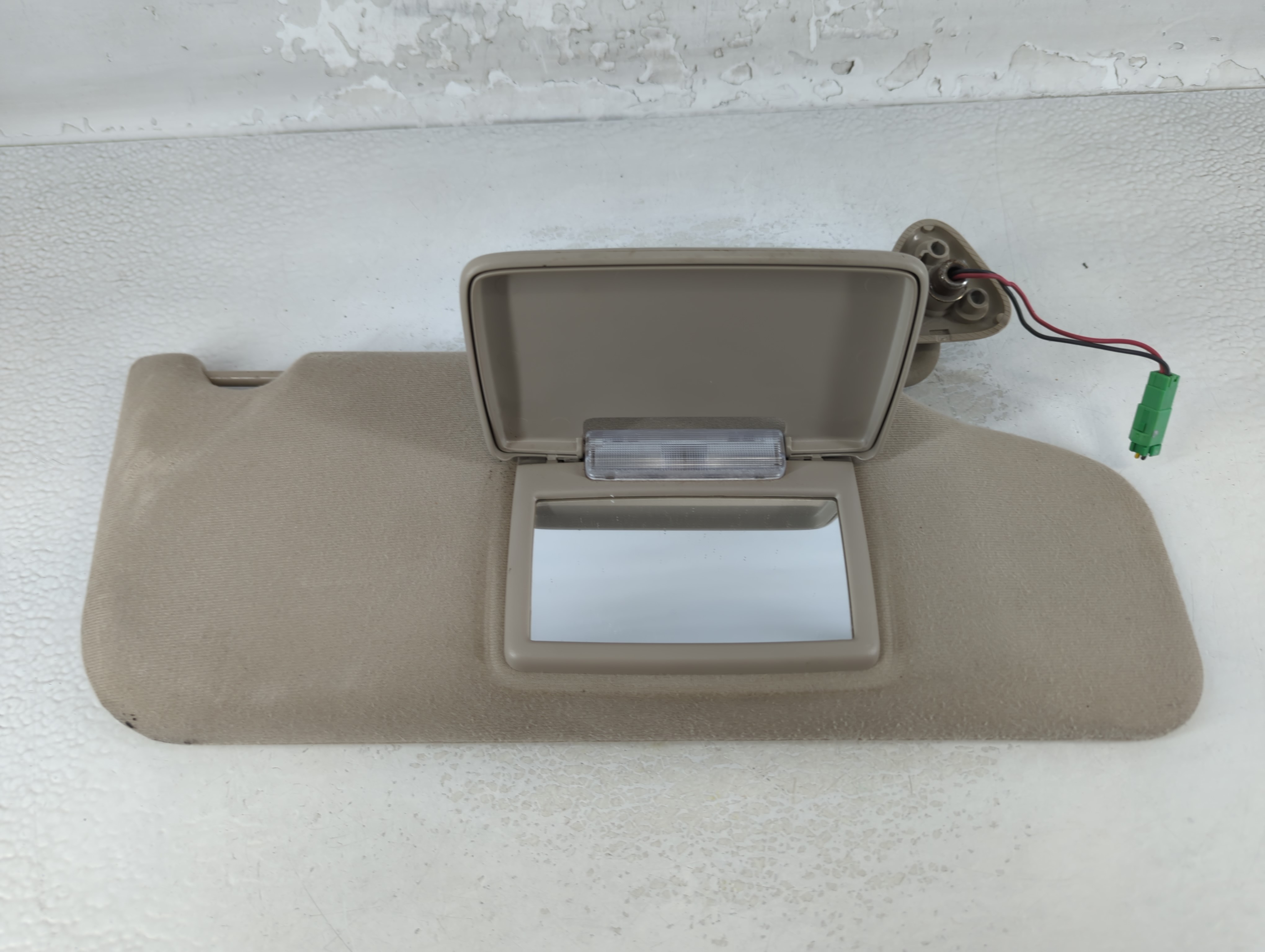 2008-2009 Ford Taurus Passenger Sun Visor Mirror Right Sunvisor Grey 917942 - Oemusedautoparts1.com