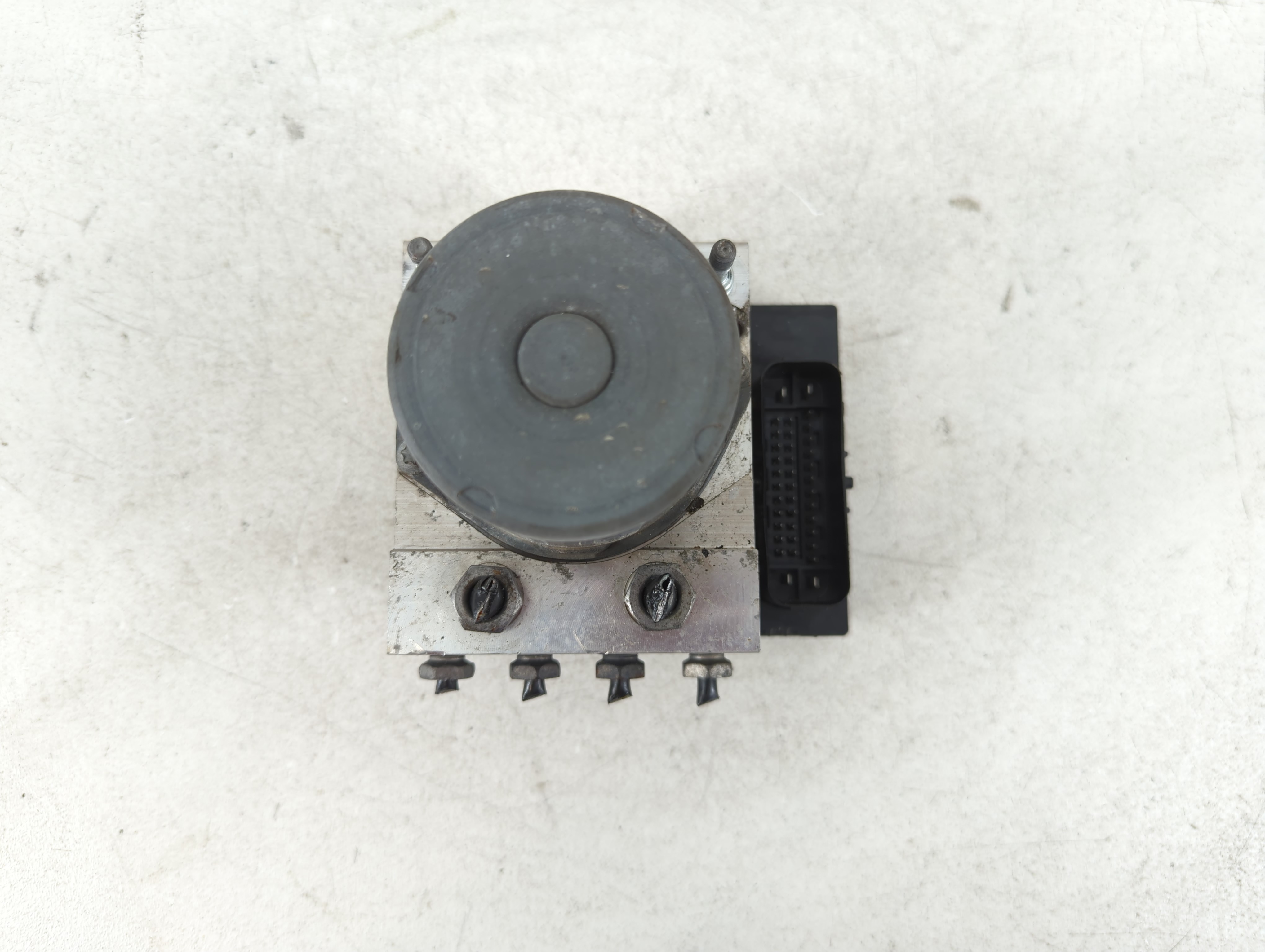 2009 Ford Taurus Abs Pump Control Module 917943 - Oemusedautoparts1.com