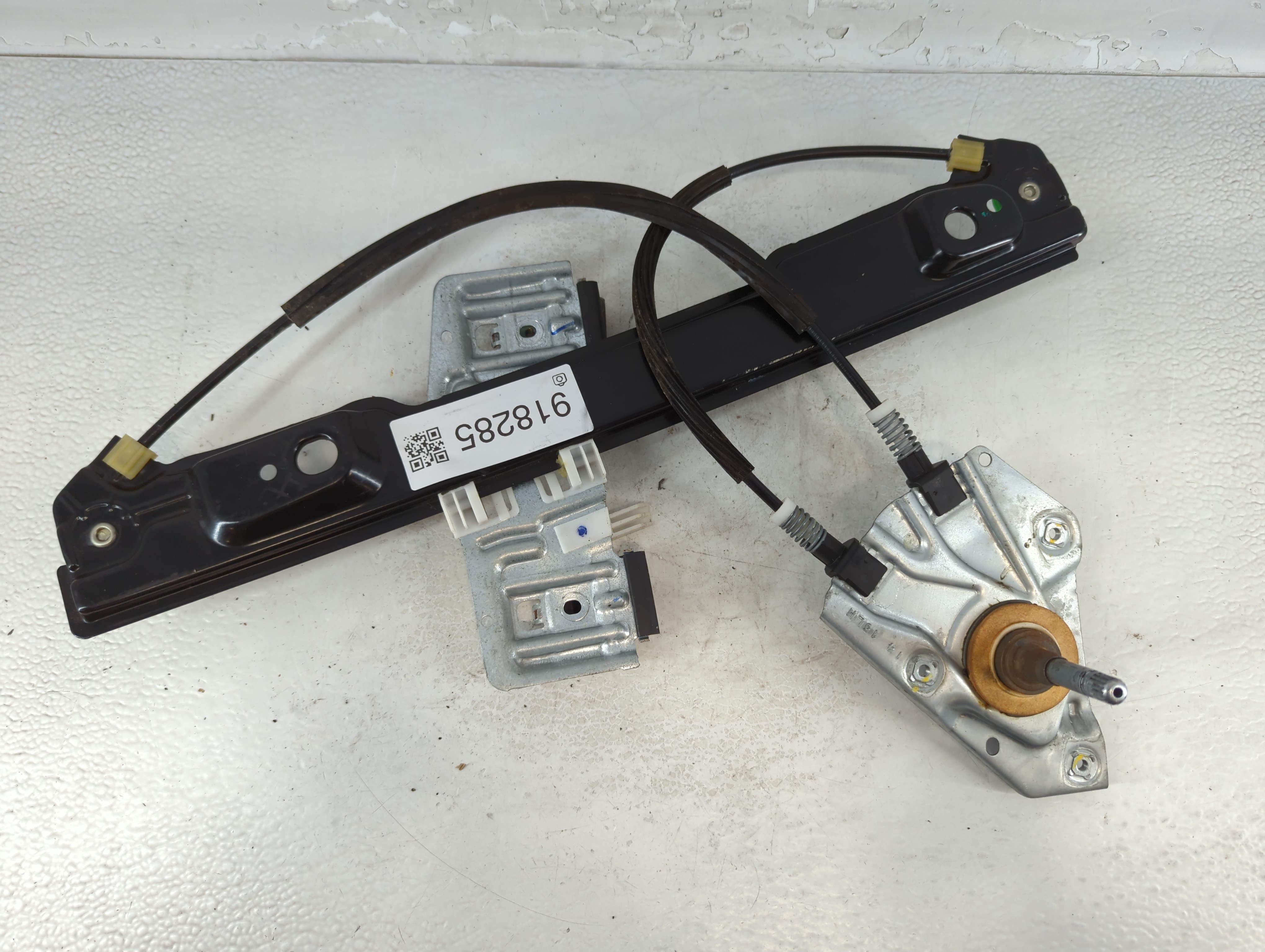 2016 Ford Fiesta Driver Left Front Window Regulator 918285 - Oemusedautoparts1.com