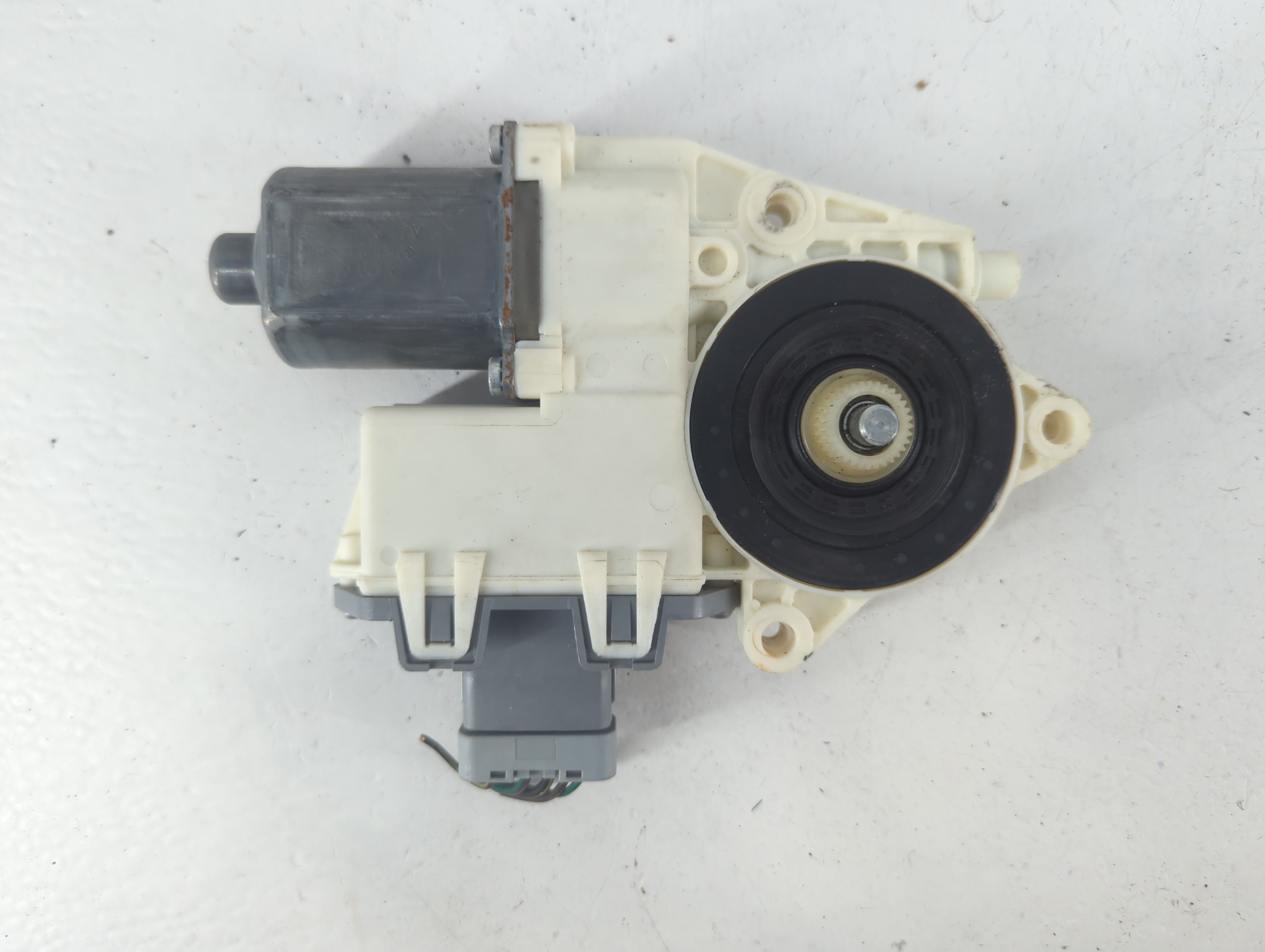 Picture of 2011-2012 Ford Fusion Passenger Front Right Power Window Motor 918432