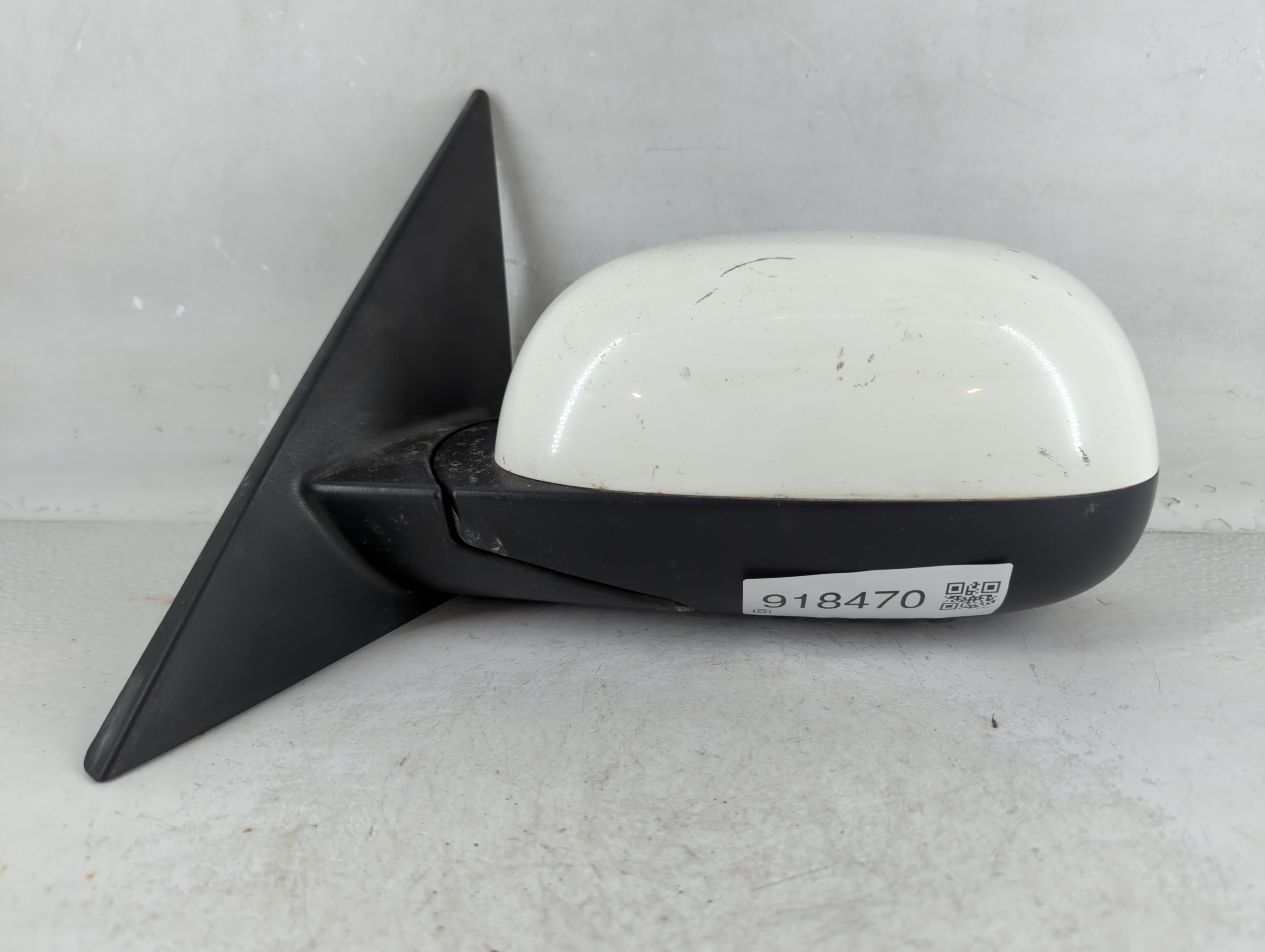2014-2019 Kia Soul Driver Left Side View Power Door Mirror White 918470 - Oemusedautoparts1.com