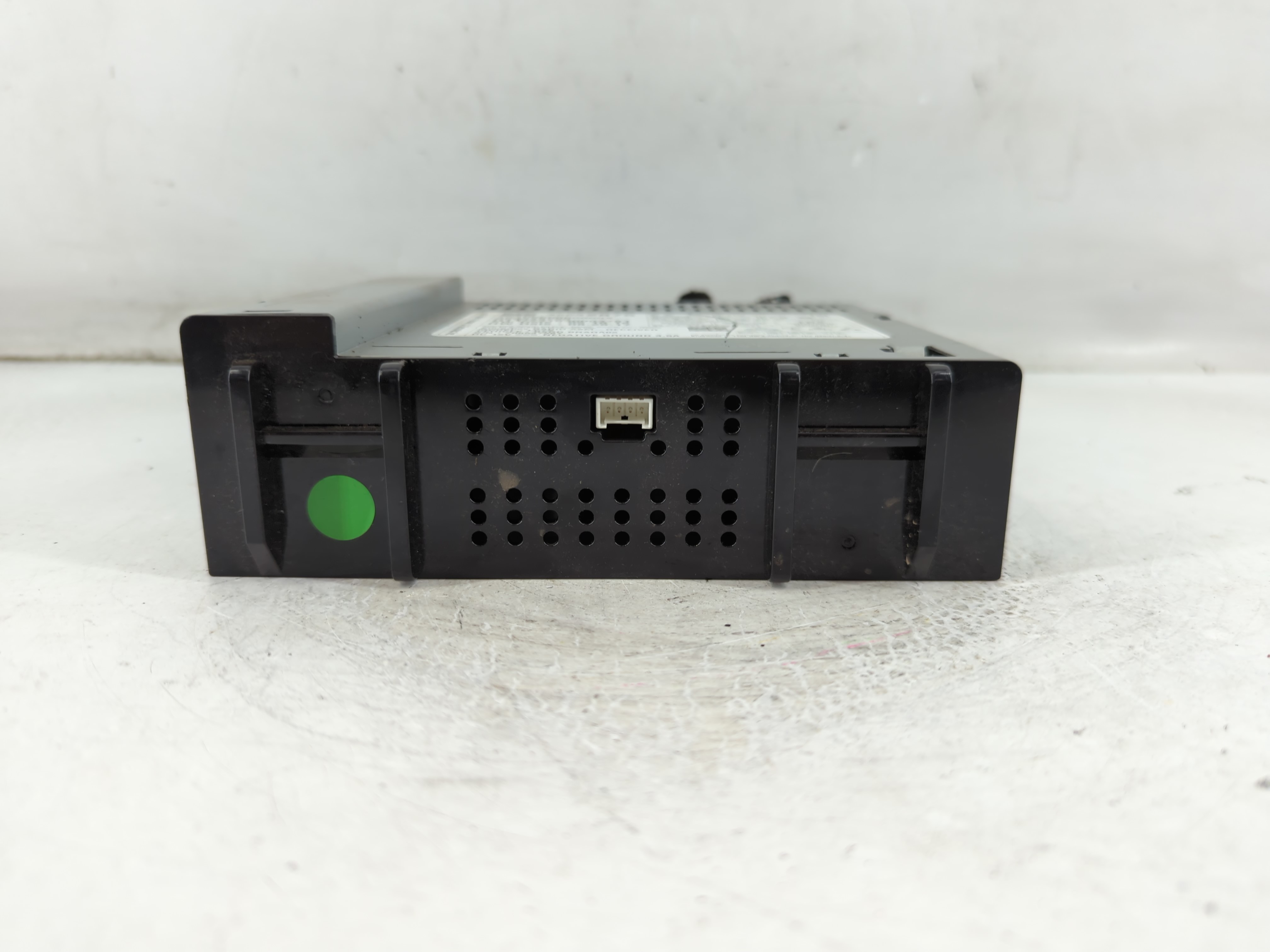 2018-2018 Chevrolet Equinox Am Fm Cd Player Radio Receiver 918496 - Oemusedautoparts1.com