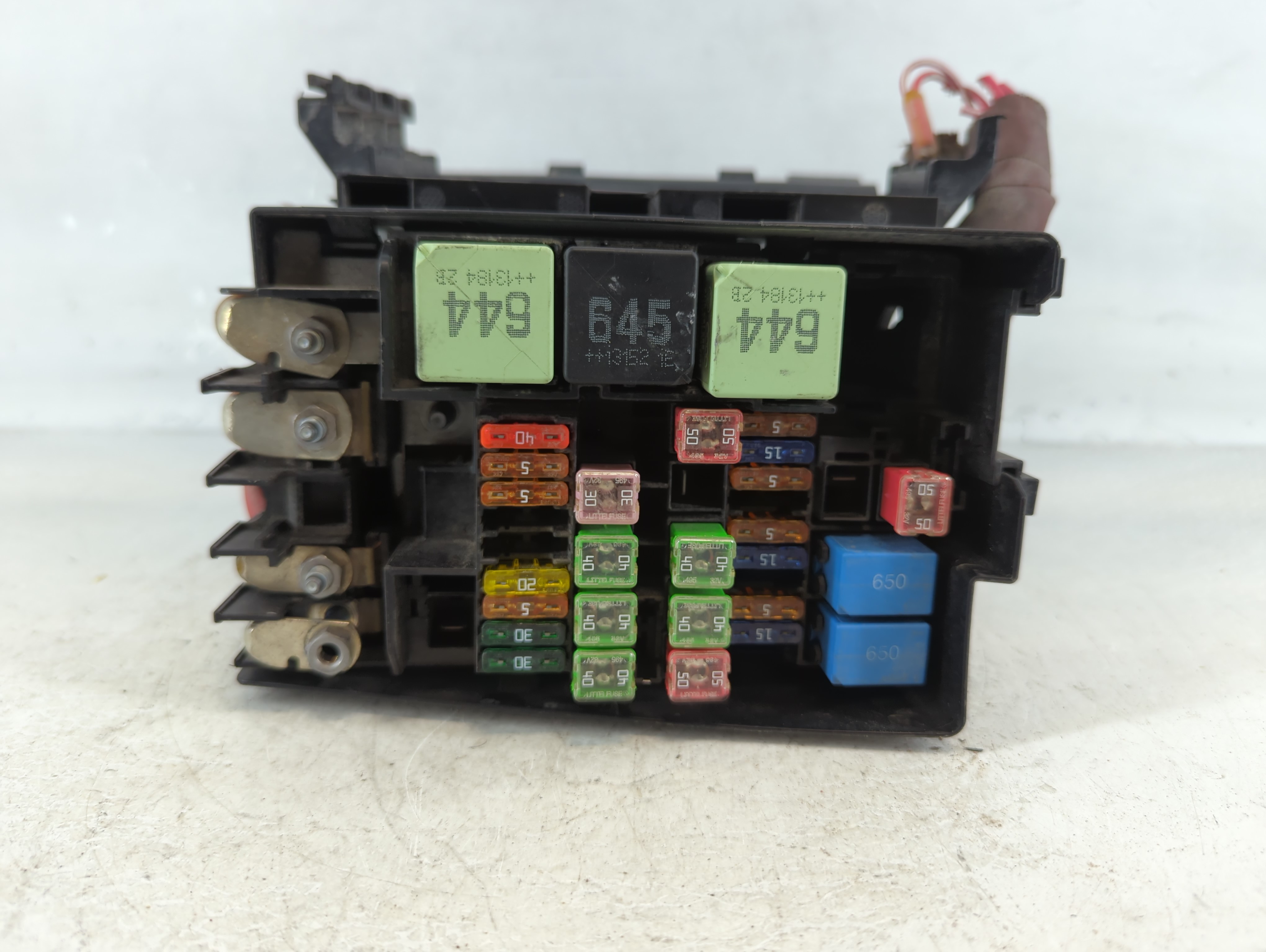 Picture of 2012-2020 Volkswagen Passat Fusebox Fuse Box Relay Module 918525