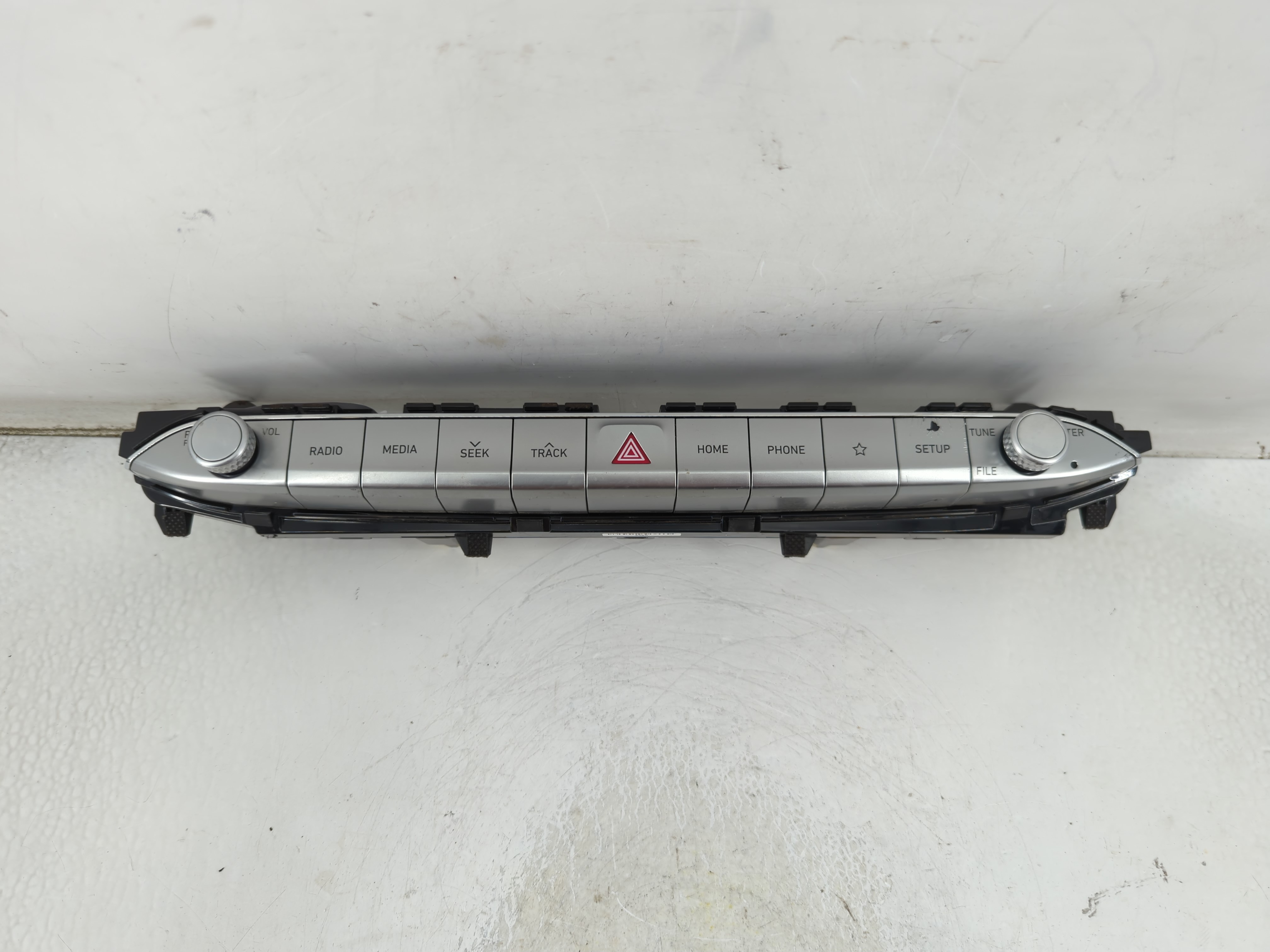 2020-2022 Hyundai Palisade Am Fm Cd Player Radio Receiver 918545 - Oemusedautoparts1.com