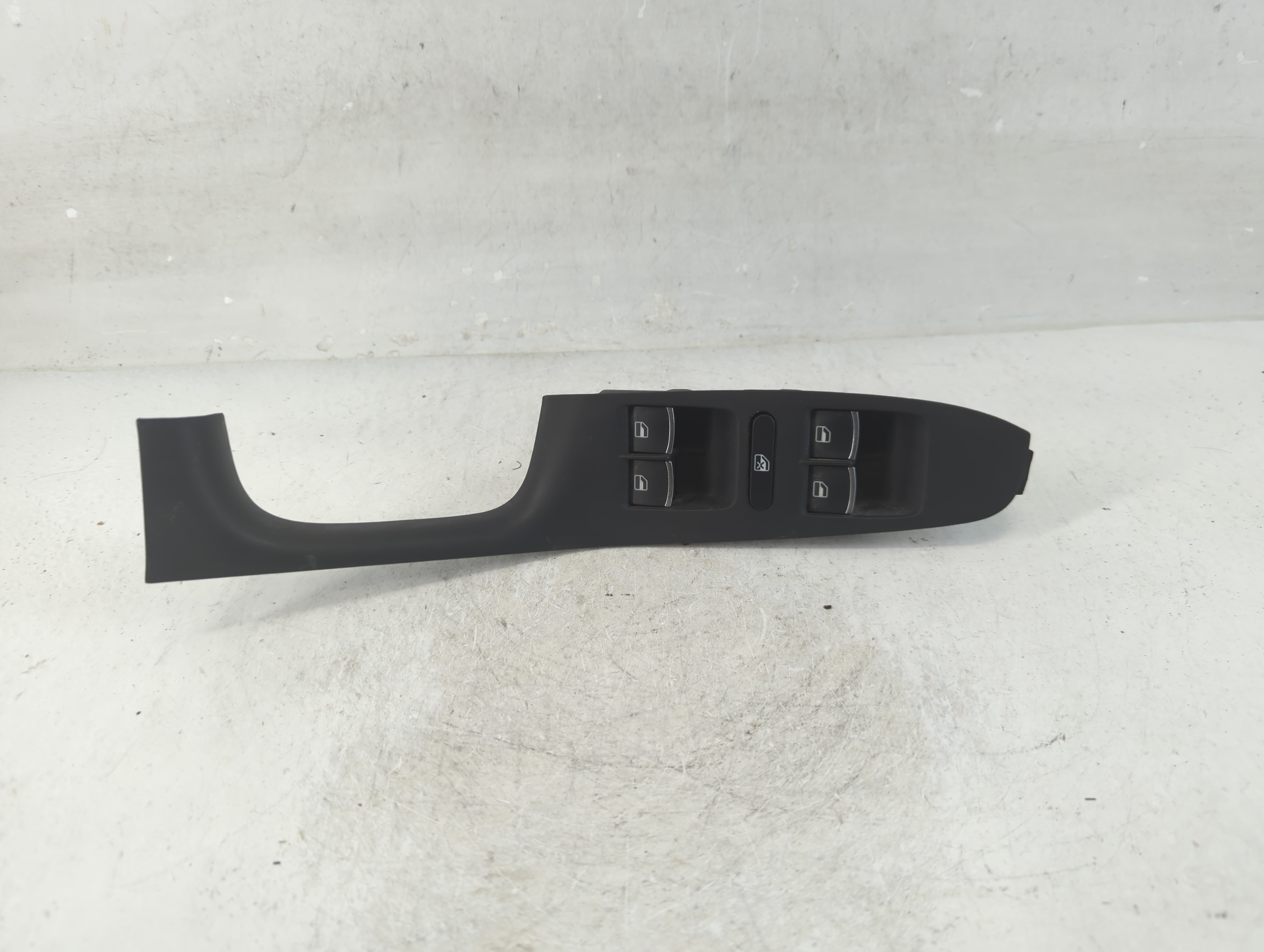 2011-2018 Volkswagen Jetta Driver Left Door Master Power Window Switch 918555 - Oemusedautoparts1.com
