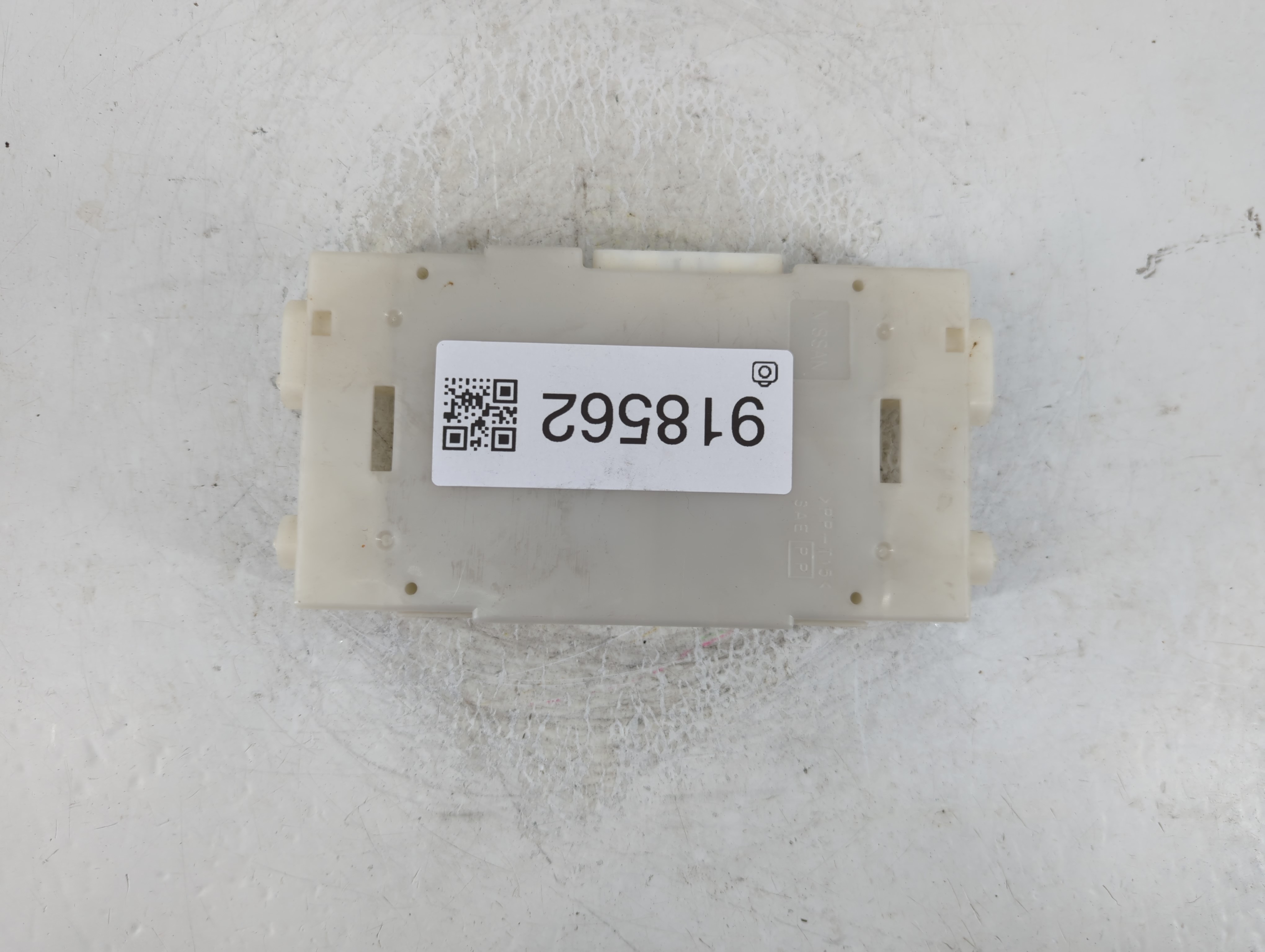 Picture of 2013-2013 Nissan Pathfinder Transmission Control Module Tcu Tcm 918562