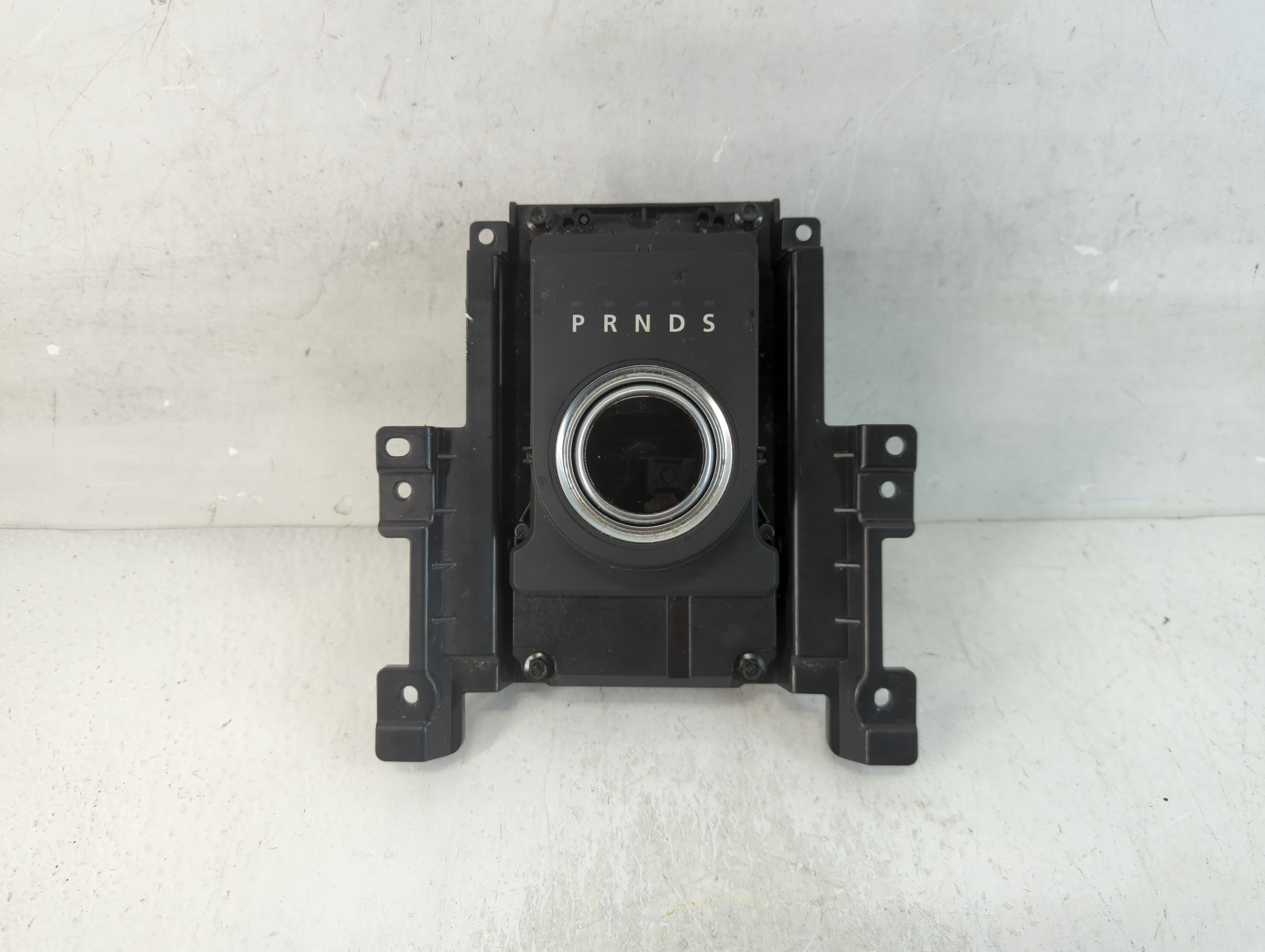 2015-2019 Land Rover Discovery Sport Am Fm Cd Player Radio Receiver 918567 - Oemusedautoparts1.com
