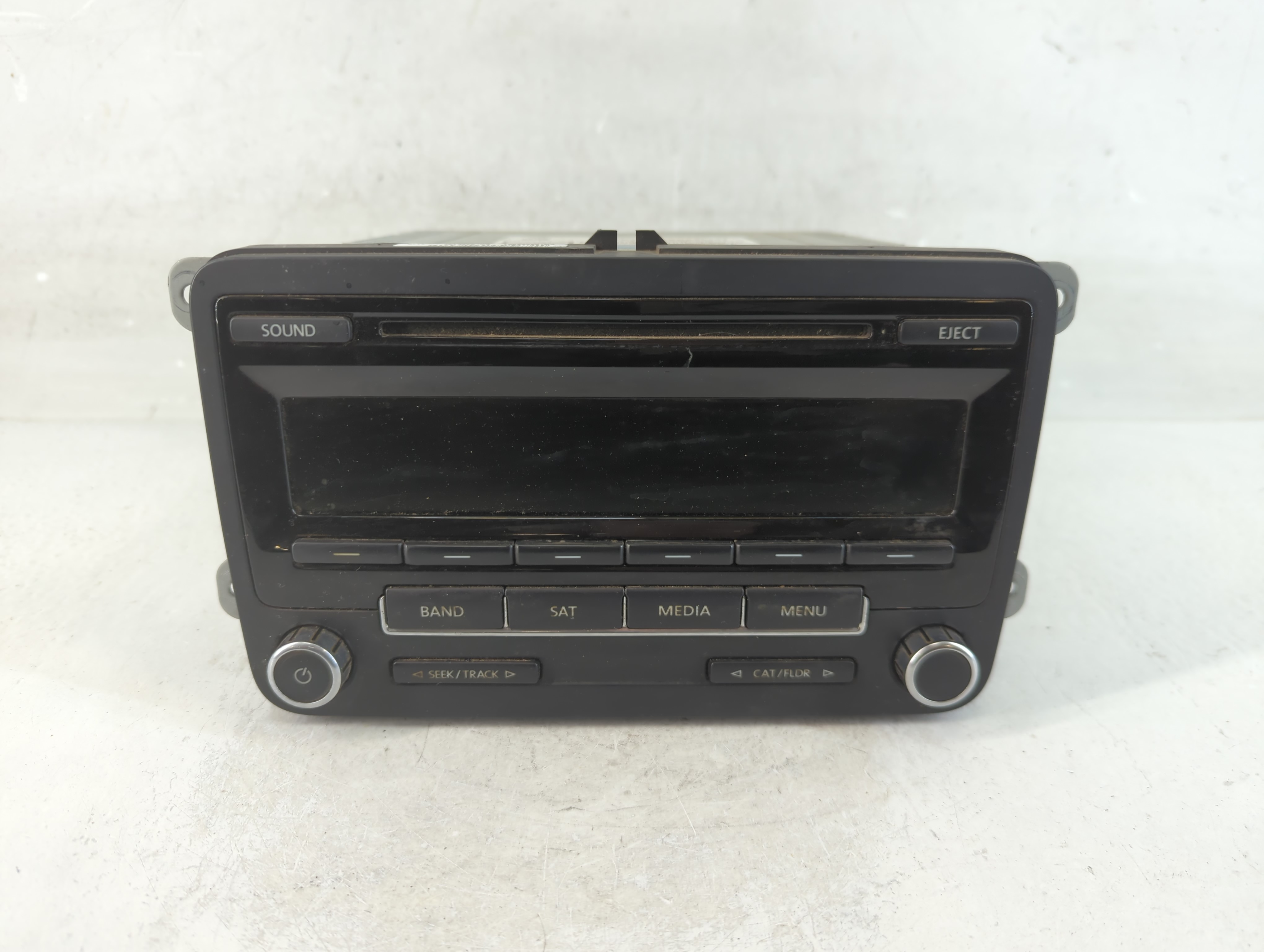 2014-2014 Volkswagen Jetta Am Fm Cd Player Radio Receiver 918573 - Oemusedautoparts1.com
