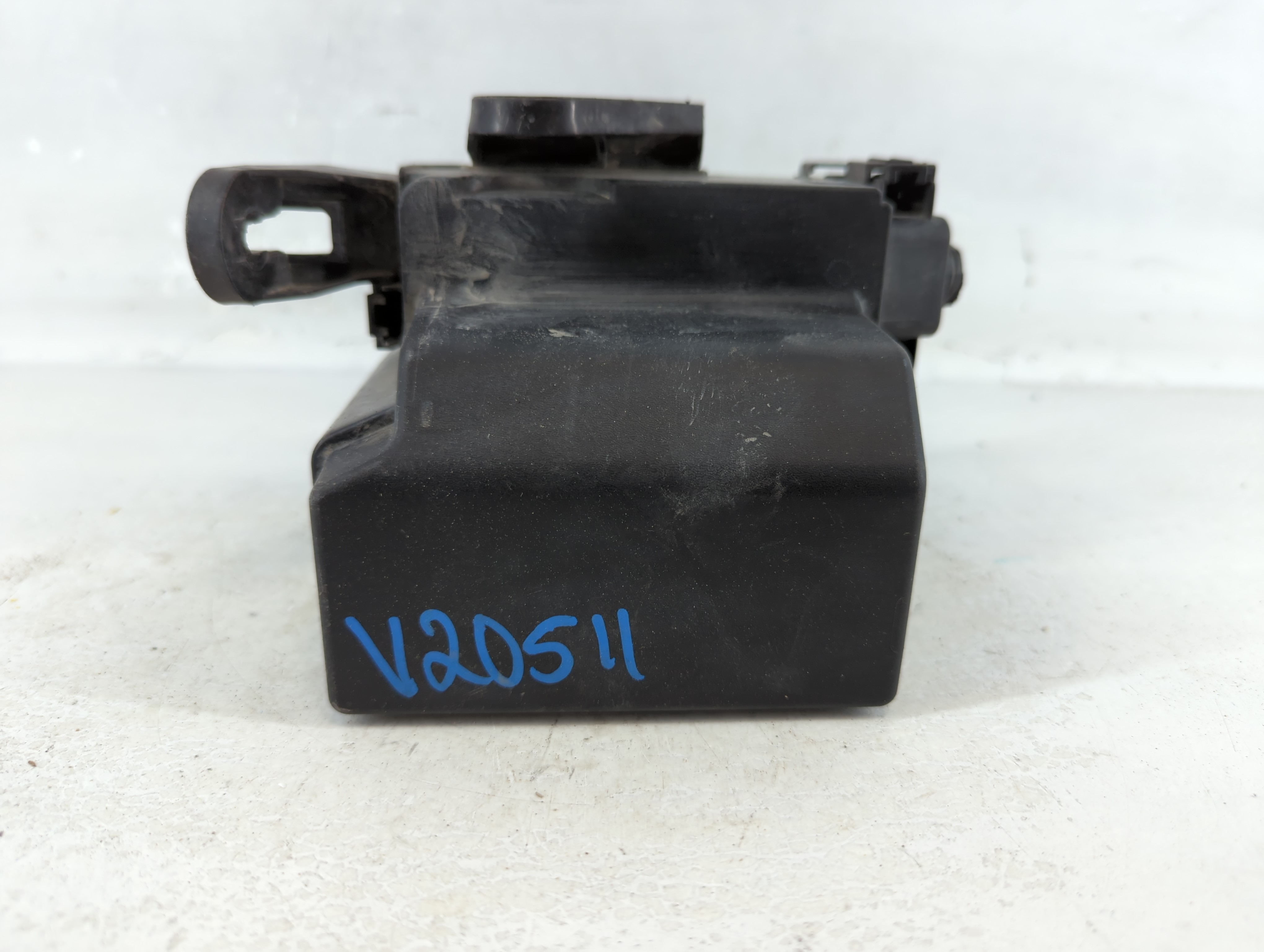 Picture of 2020-2022 Nissan Versa Fusebox Fuse Box Relay Module 284b7 6ca3a 918582