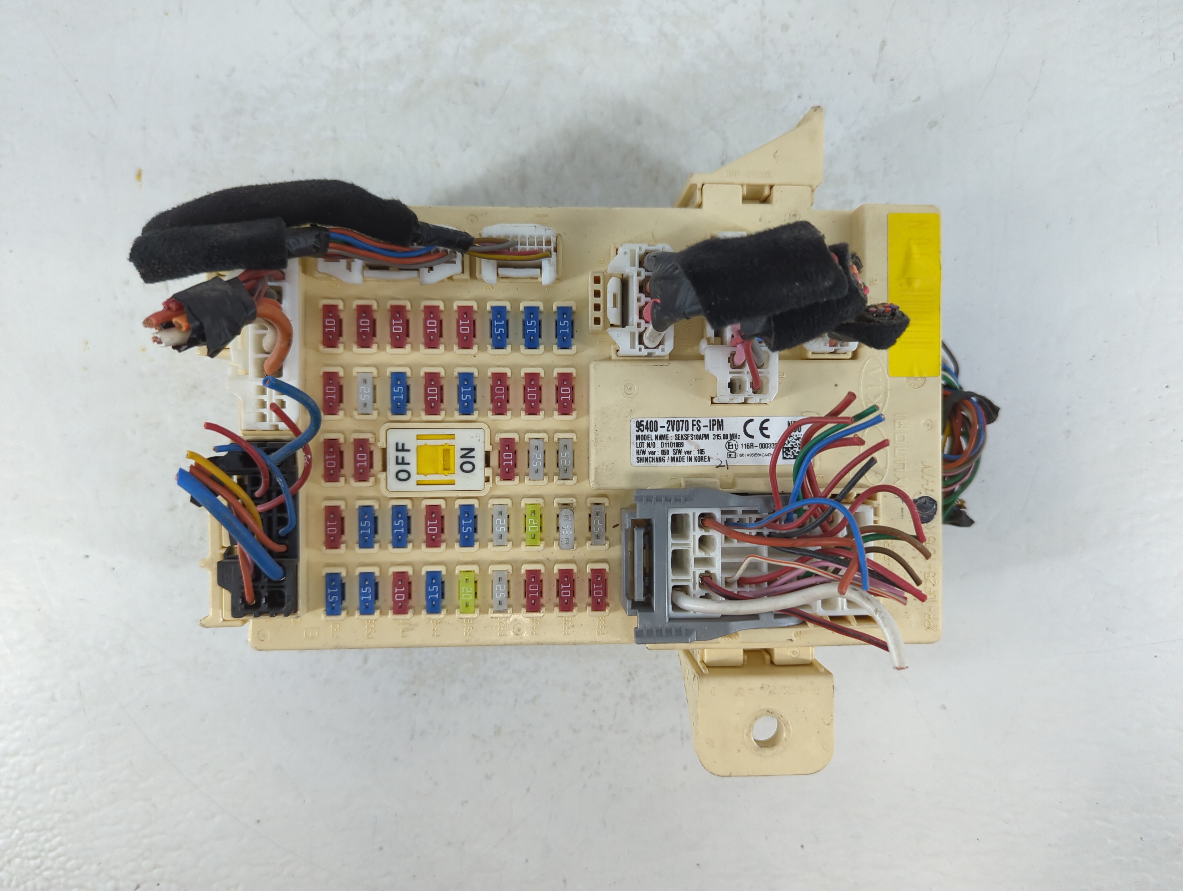 Picture of 2012-2014 Hyundai Veloster Fusebox Fuse Box Relay Module 95400-2v070 918586