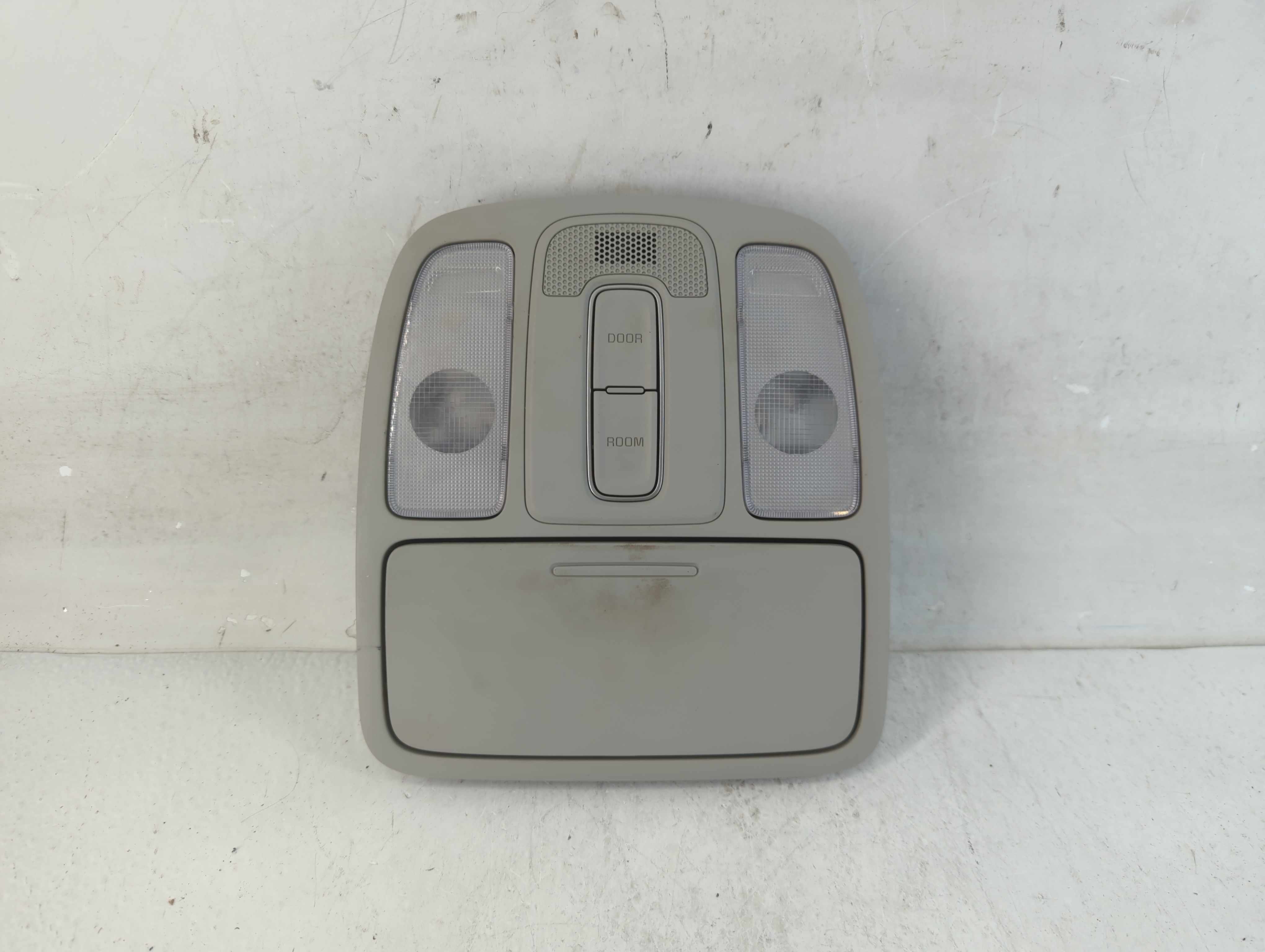2015 Kia Soul Overhead Roof Console 918638 - Oemusedautoparts1.com