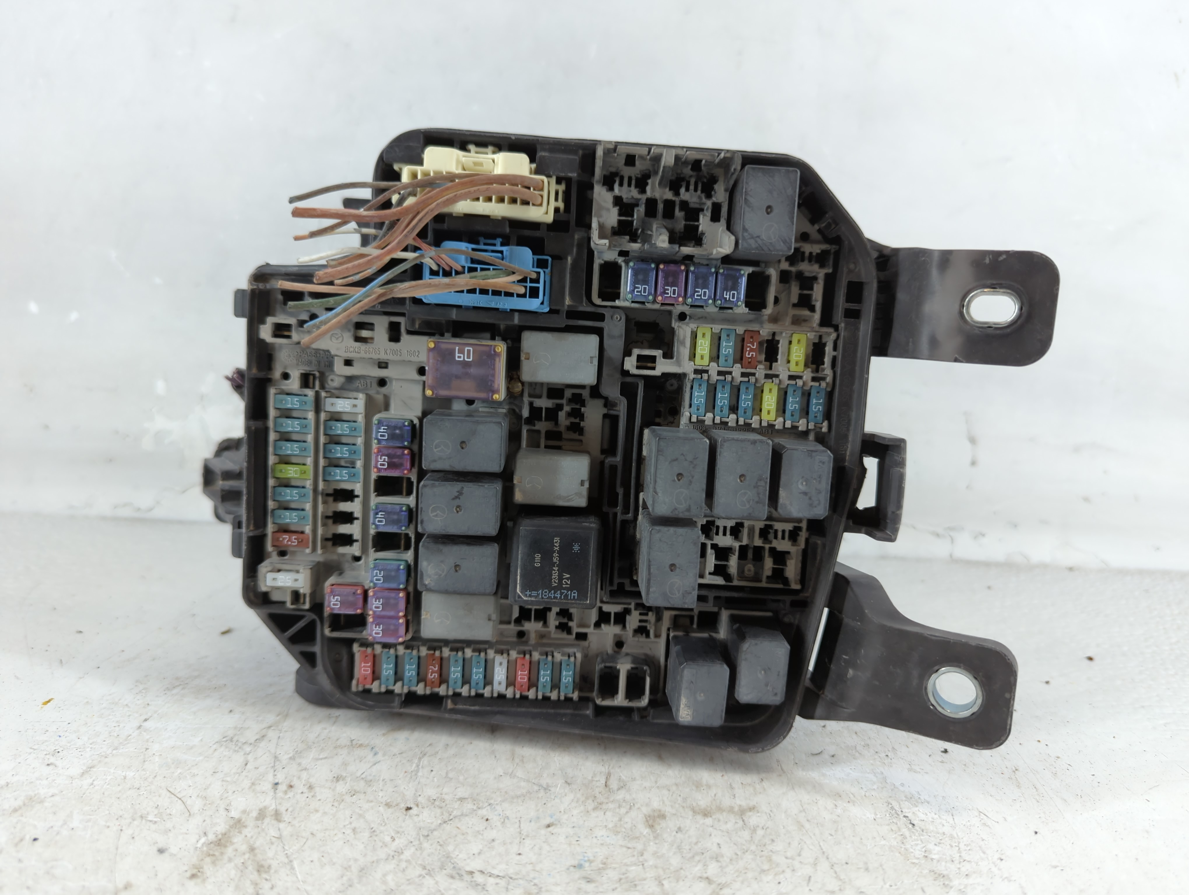Mazda 3 Fusebox Fuse Box Relay Module Bckb 66765 918651 - Oemusedautoparts1.com