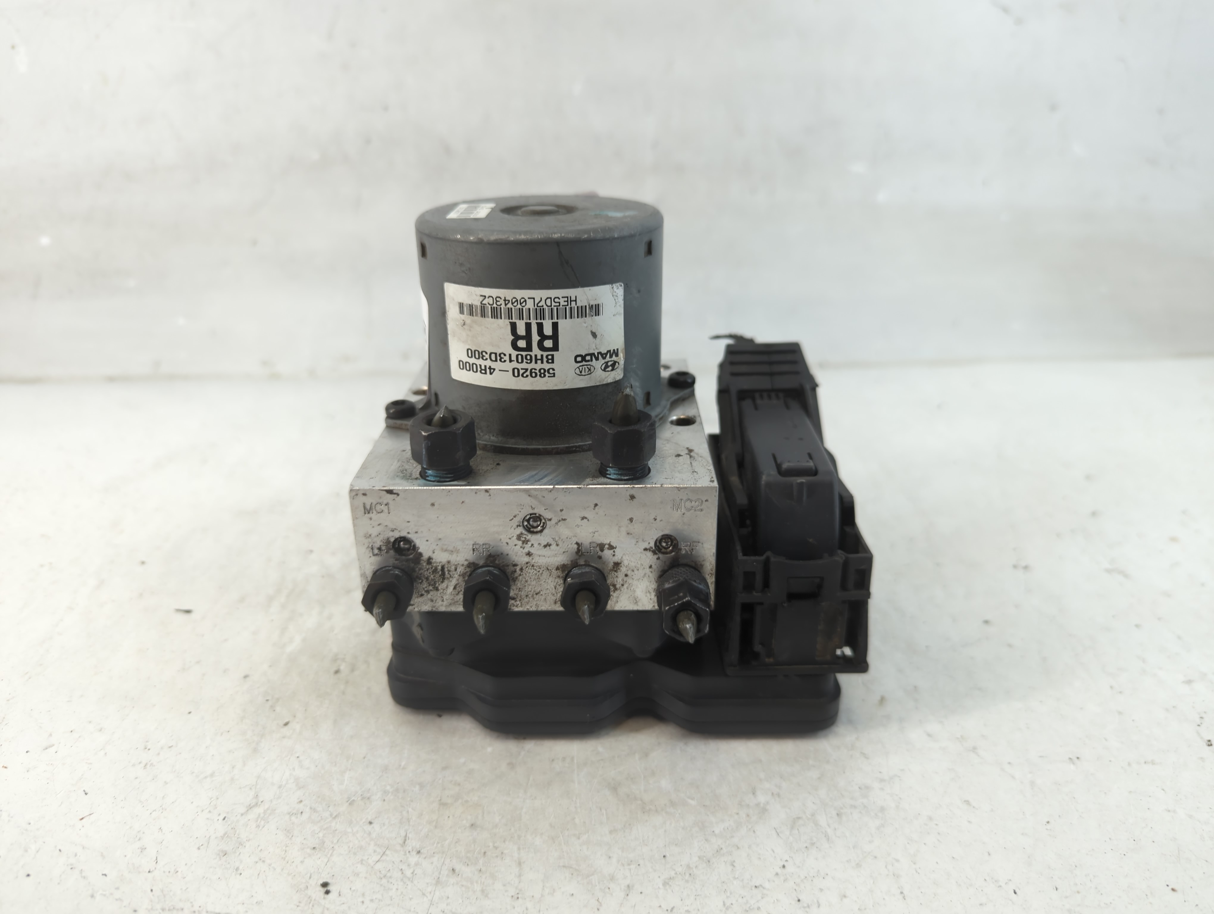 2011-2012 Hyundai Sonata Abs Pump Control Module 918678 - Oemusedautoparts1.com