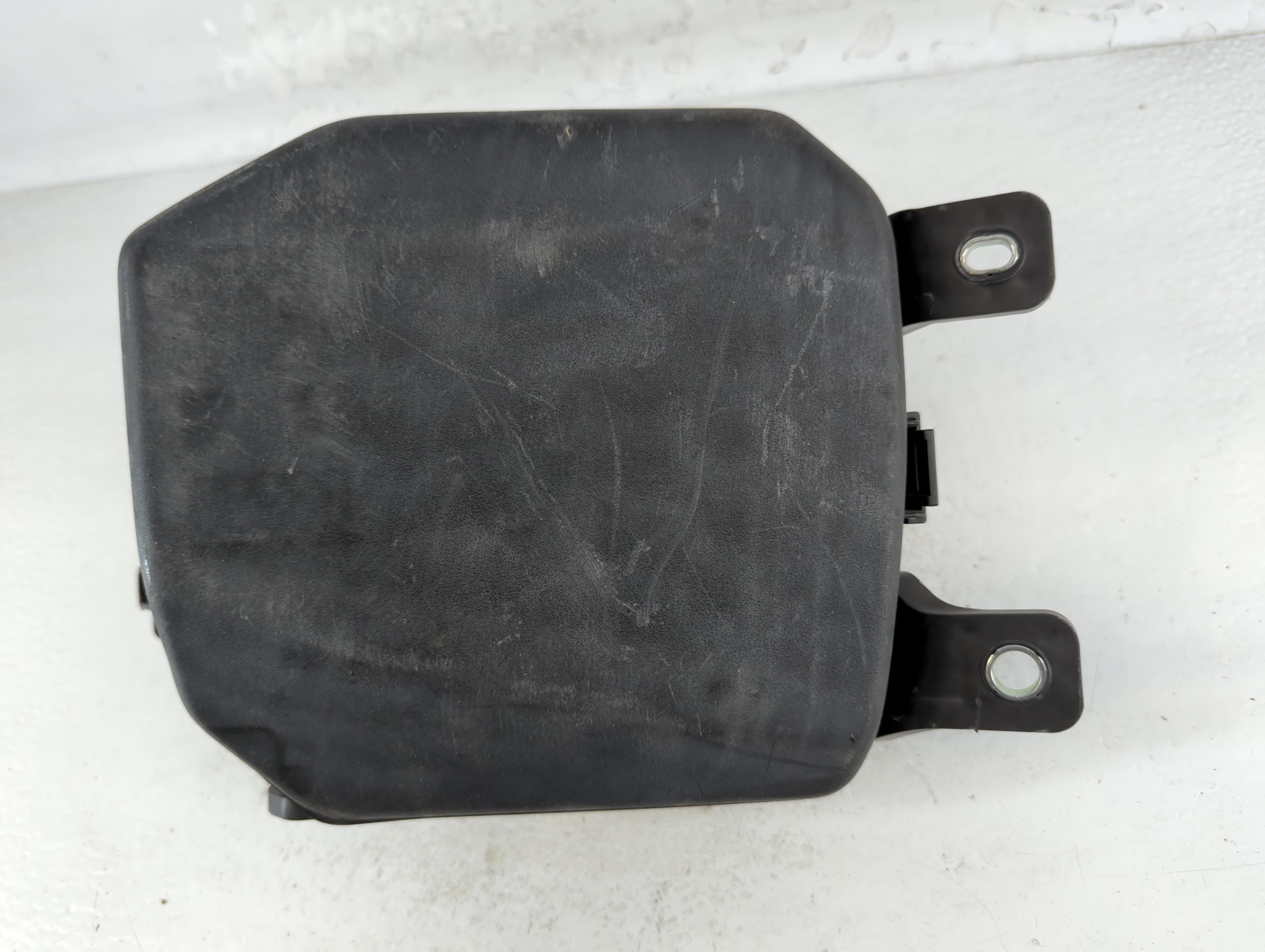 Picture of Mazda 3 Fusebox Fuse Box Relay Module Bcka 6676y 918679