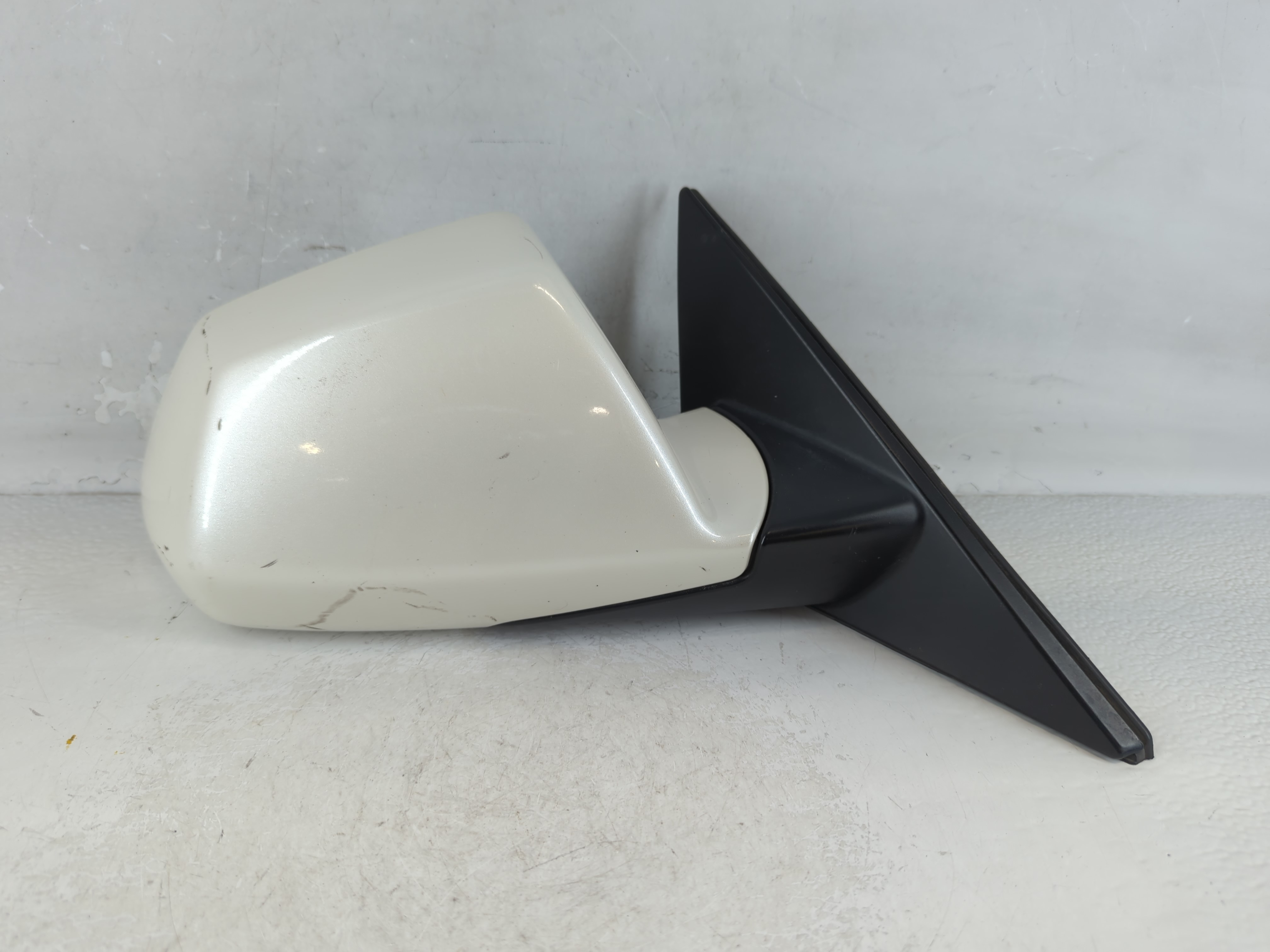 2008-2014 Cadillac Cts Passenger Right Side View Power Door Mirror White 918707 - Oemusedautoparts1.com