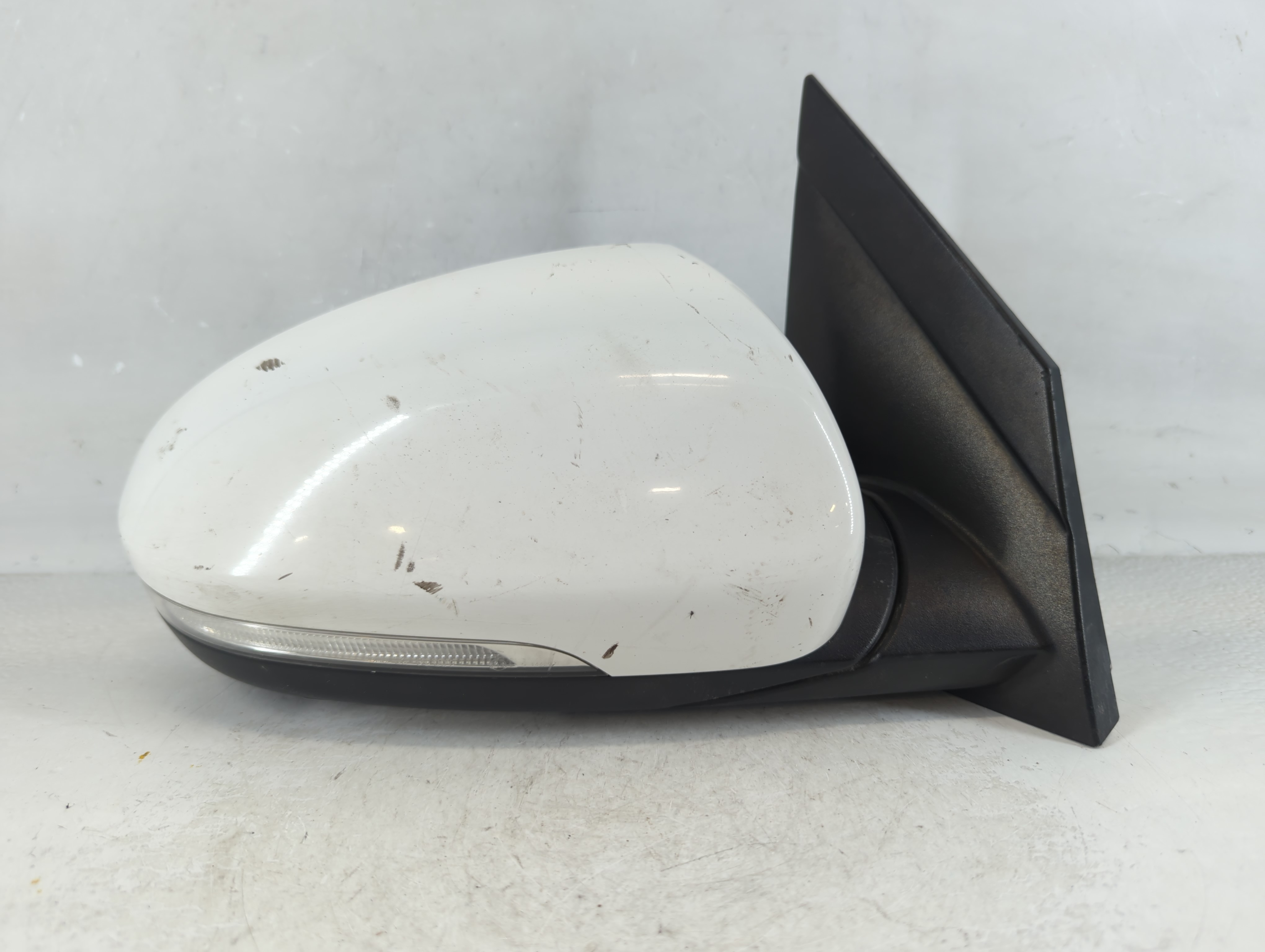 Picture of 2016-2018 Hyundai Tucson Passenger Right Side View Power Door Mirror 918731